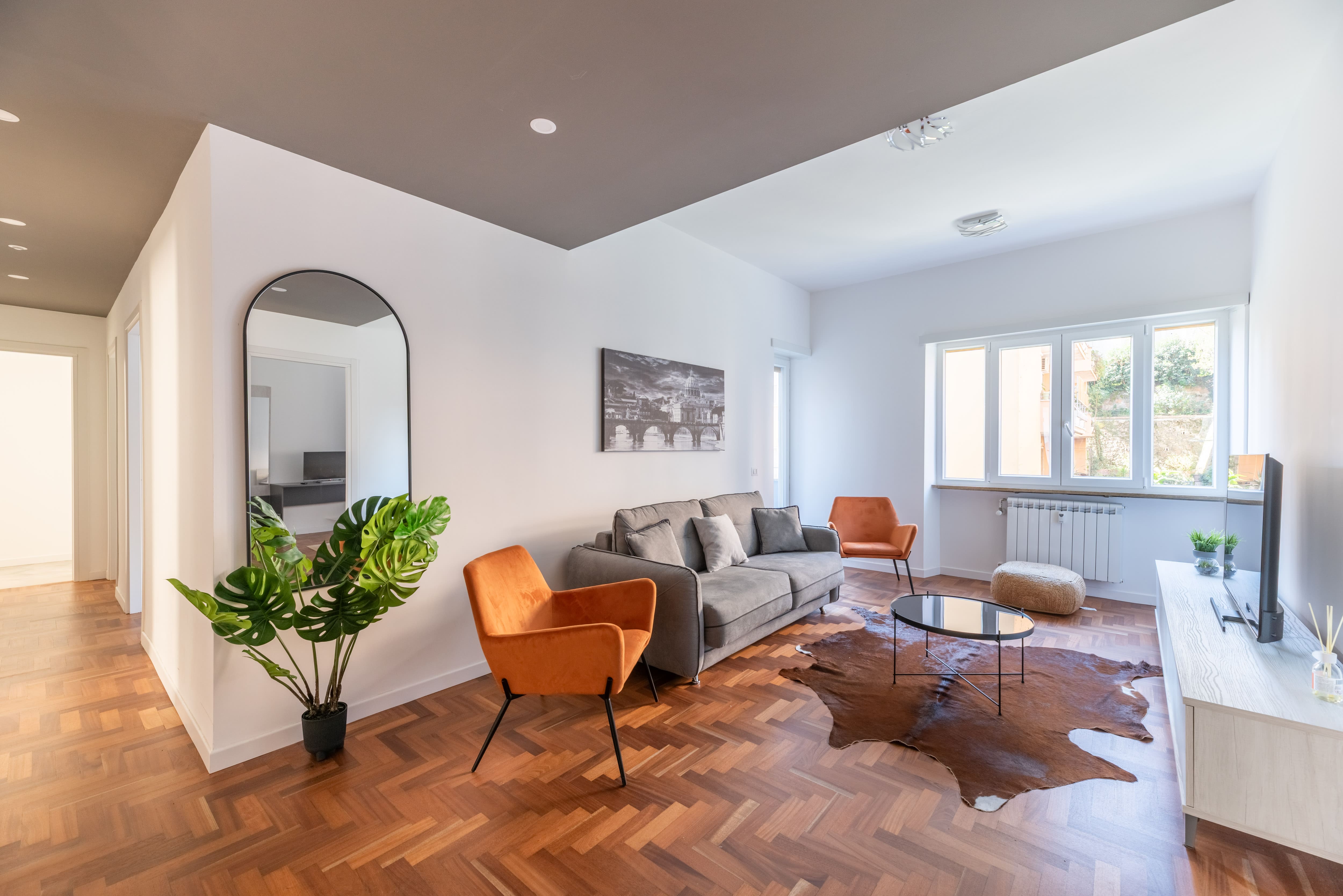 Casa Bernini Trastevere: Spacious 4-Bedroom Apartment with Balcony, Trastevere