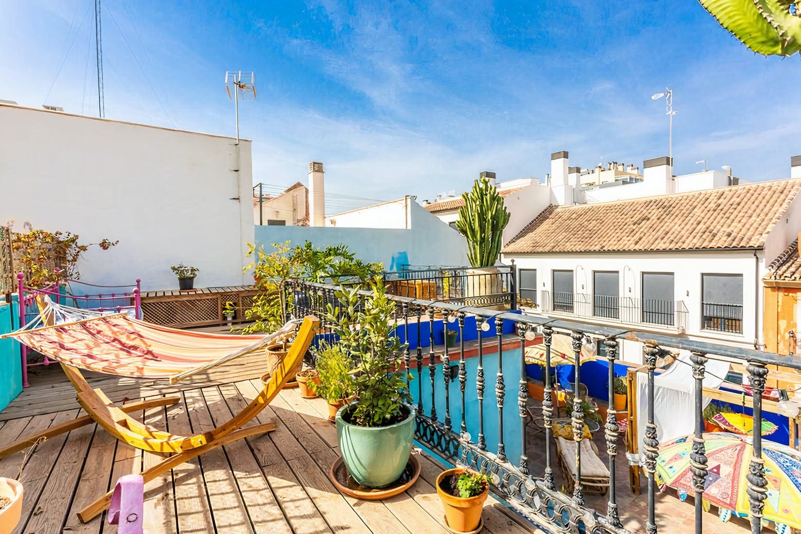 Casa Biznaga Soho: Luxury 4-Bedroom Townhouse with Seaview, Malaga Soho