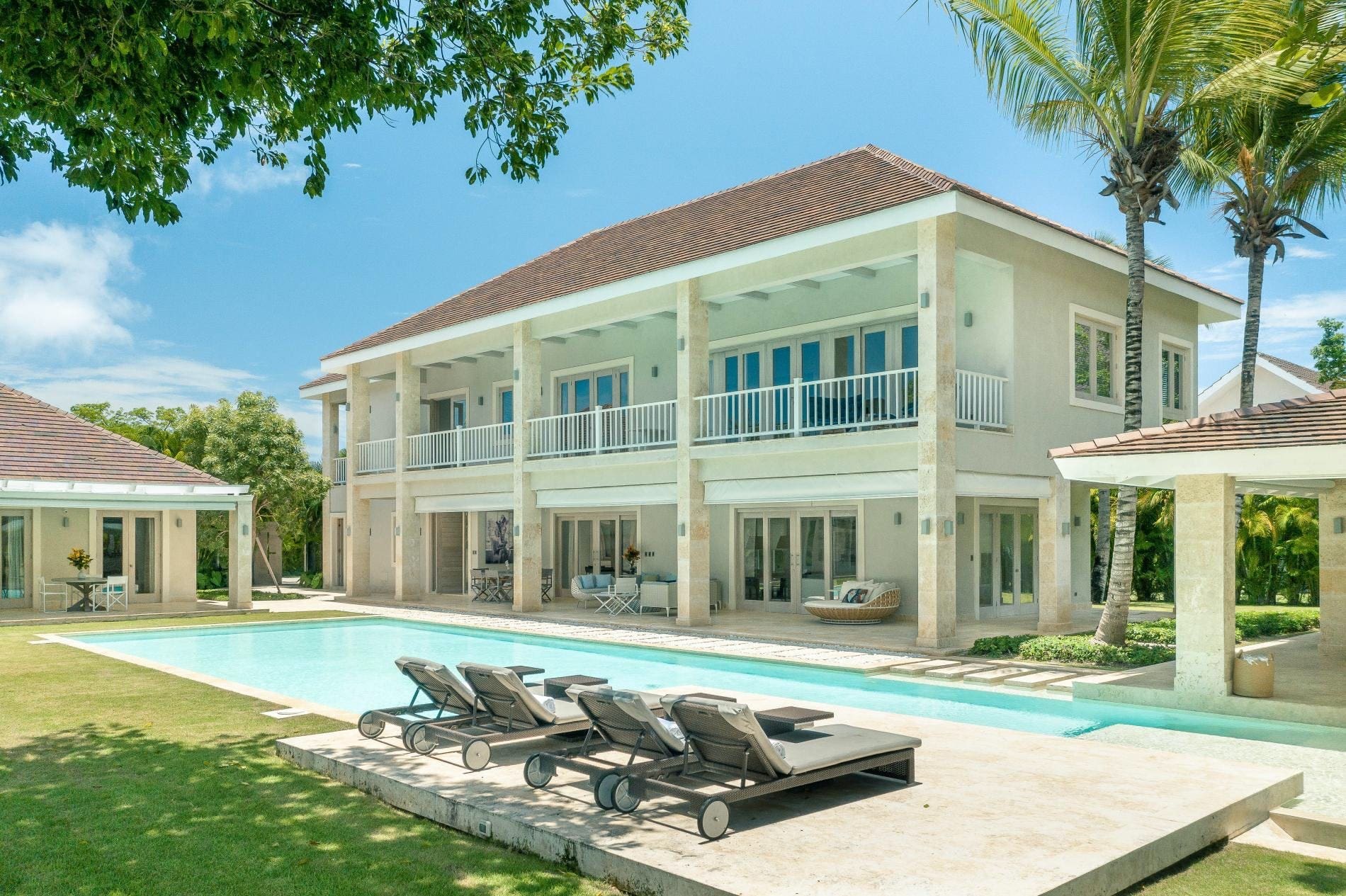 Casa Caoba Santo Domingo: Elegant 6-Bedroom Apartment with Seaviews, Dominican Republic