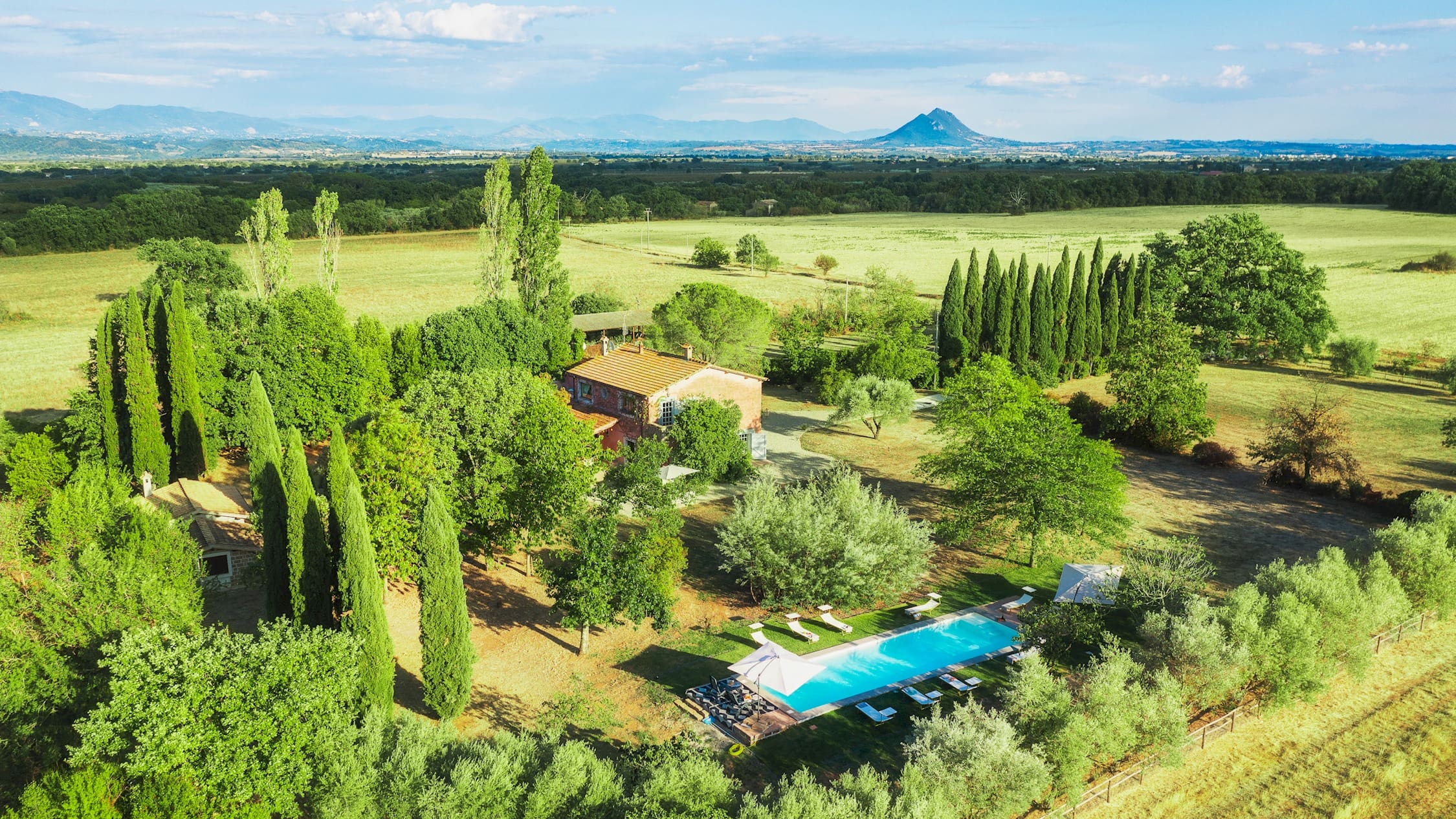 Casa Castagno Corchiano: Luxury 6-Bedroom Apartment with Pool, Tuscany