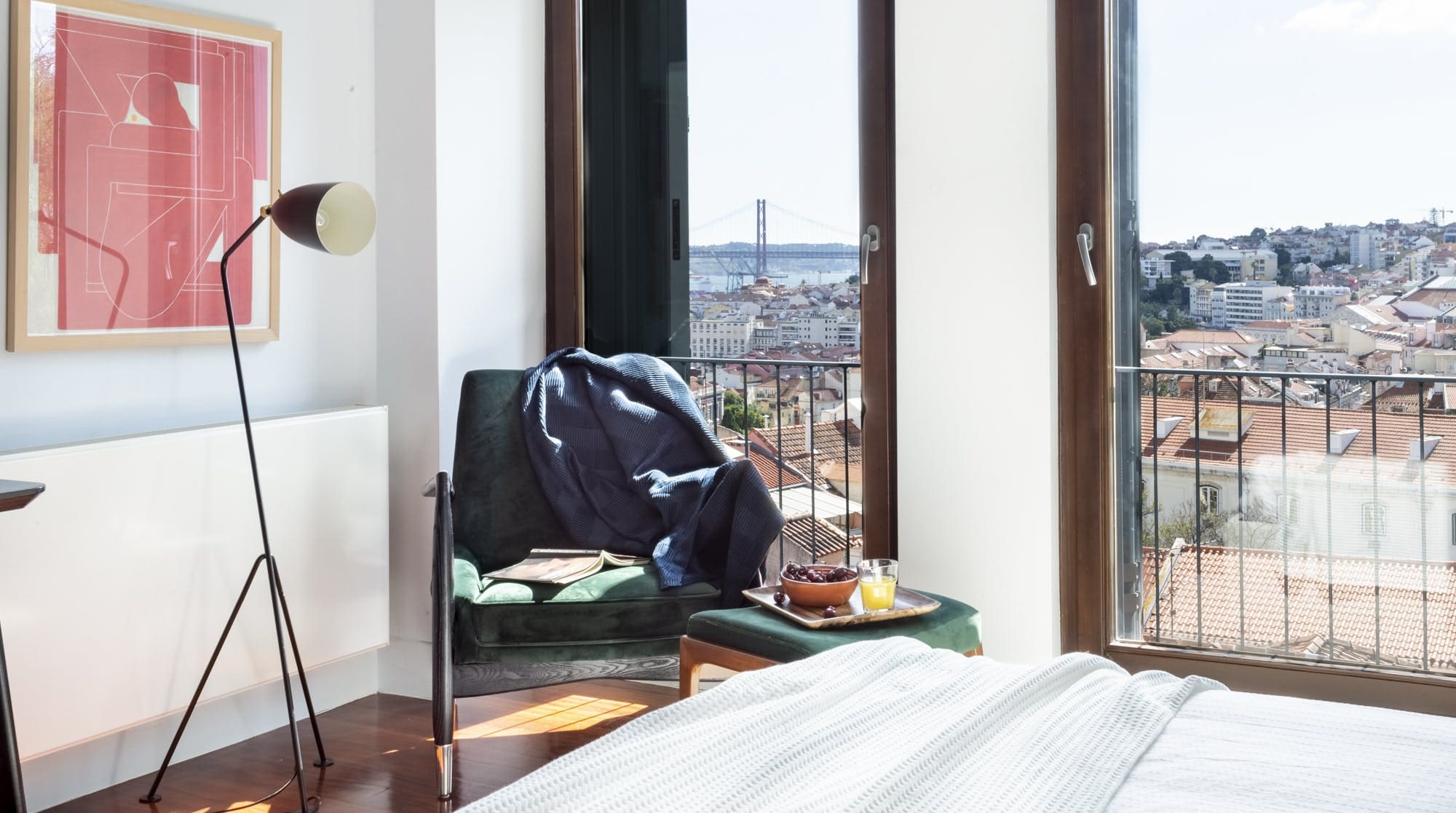 Casa Cedros PrincipeReal: Elegant 3-Bedroom Apartment with Seaview in Principe Real, Lisbon