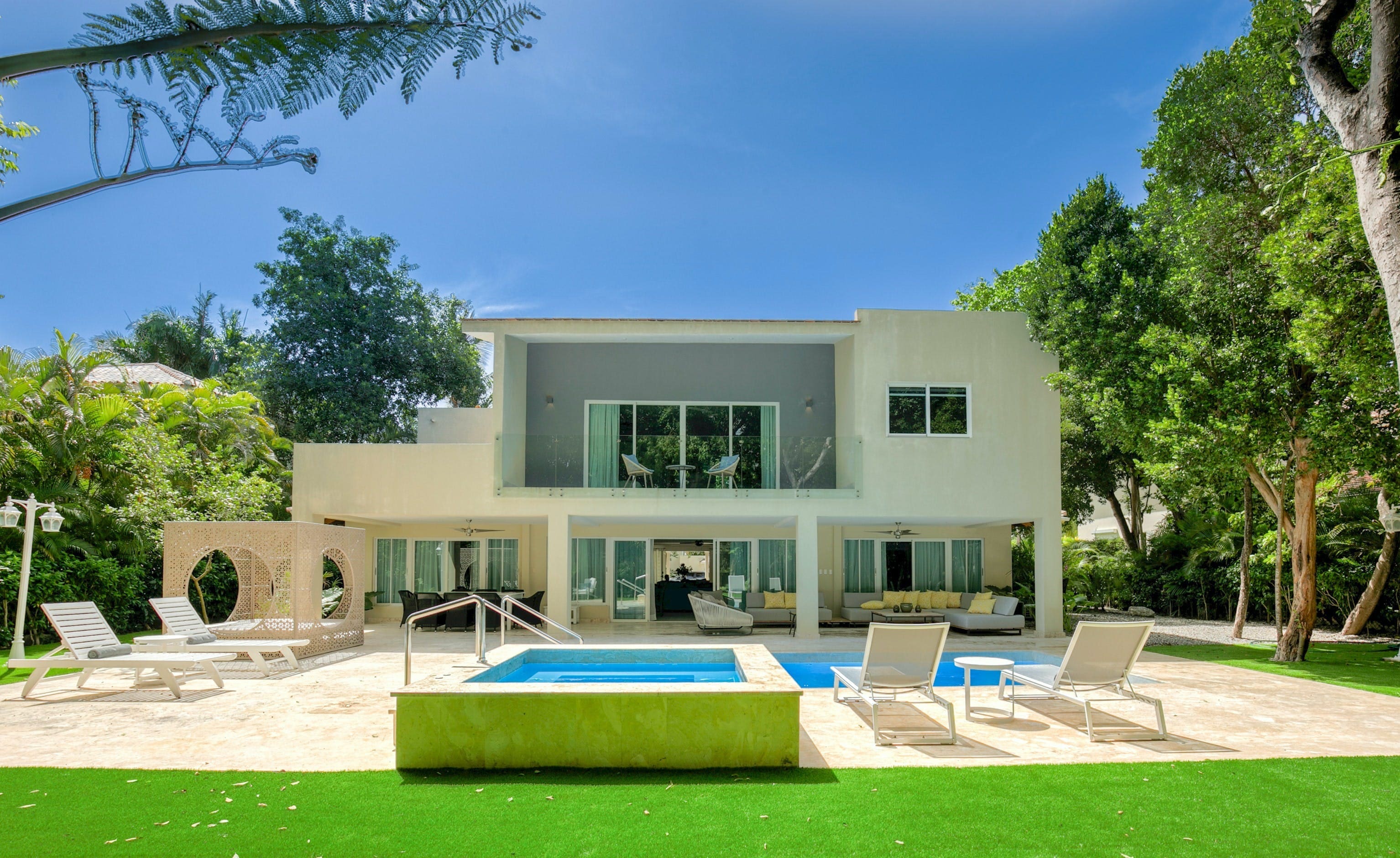 Casa Ceiba PuntaCana: 4-Bedroom Luxury Apartment with Private Pool and Seaview, Dominican Republic