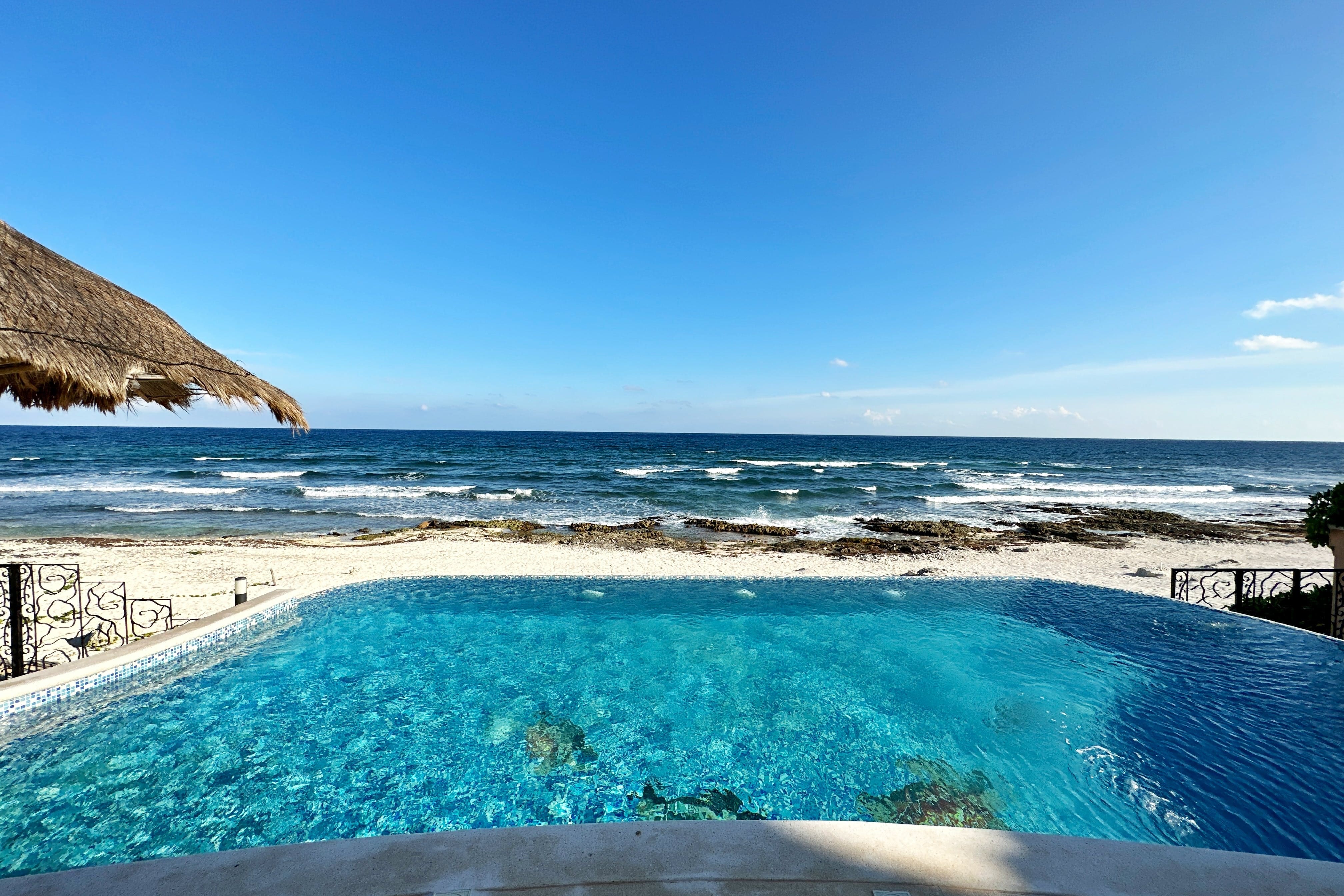 Casa Ceiba Tulum Tulum 3: Luxury 7-Bedroom Apartment with Infinity Pool, Tulum Beachfront