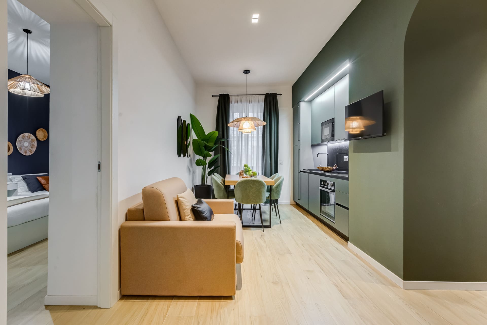 Casa Celio Rome: Charming 3-Bedroom Apartment with Family-Friendly Amenities, Rome