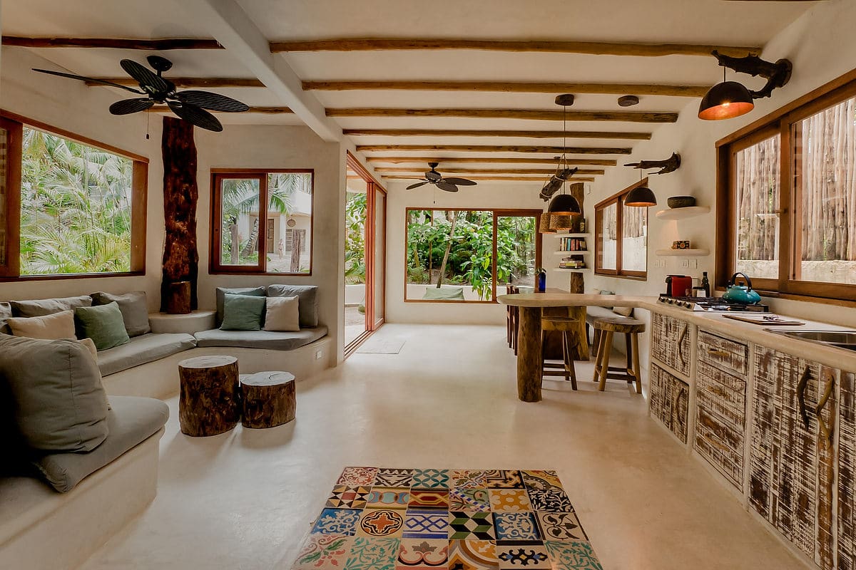 Casa Chechen Tulum: Luxury 3-Bedroom Apartment with Beachfront Access, Tulum