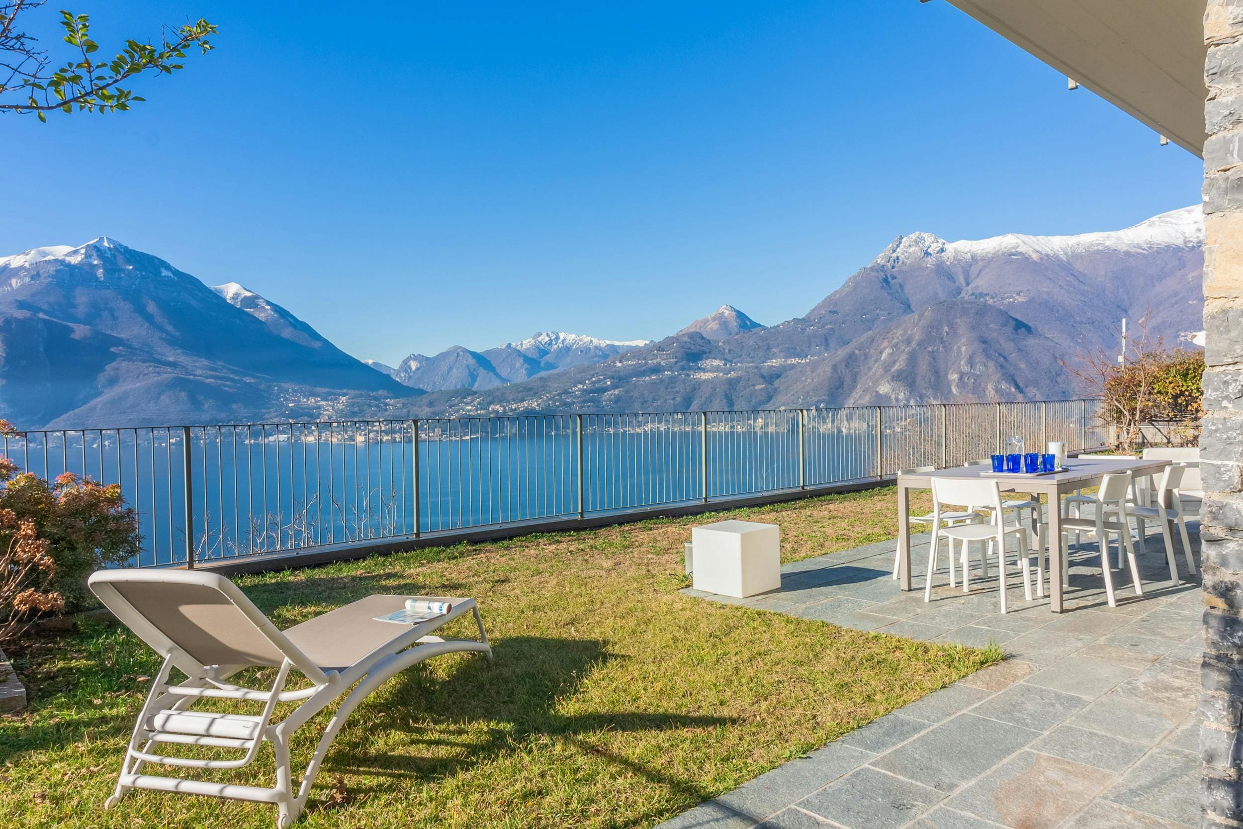 Casa Cipresso Varenna Varenna: Luxury 2-Bedroom Apartment with Lake Views and Pool, Varenna