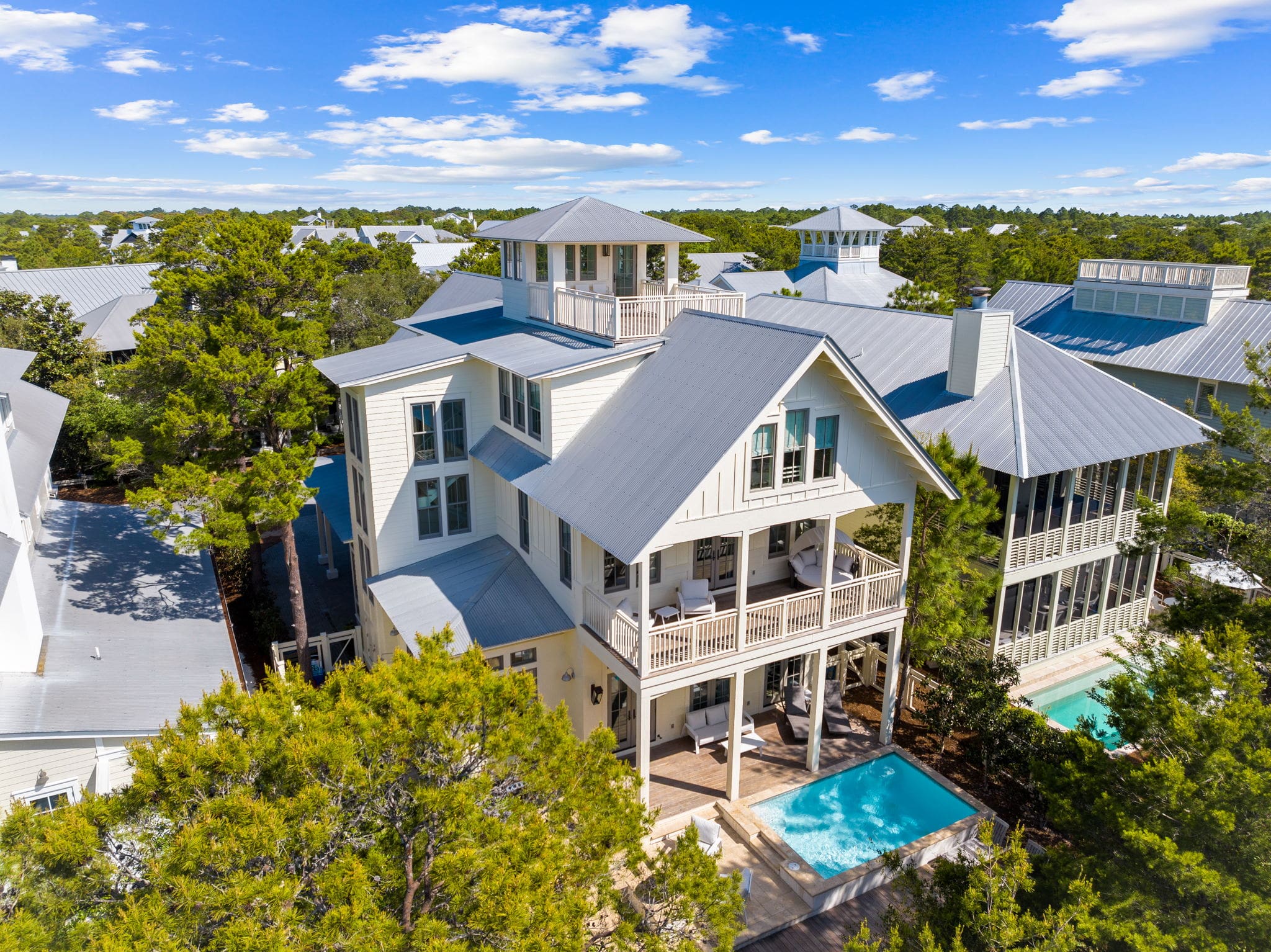 Casa del Mare Alabama: Stunning Luxury Villa Rental with Swimming Pool, Walton County