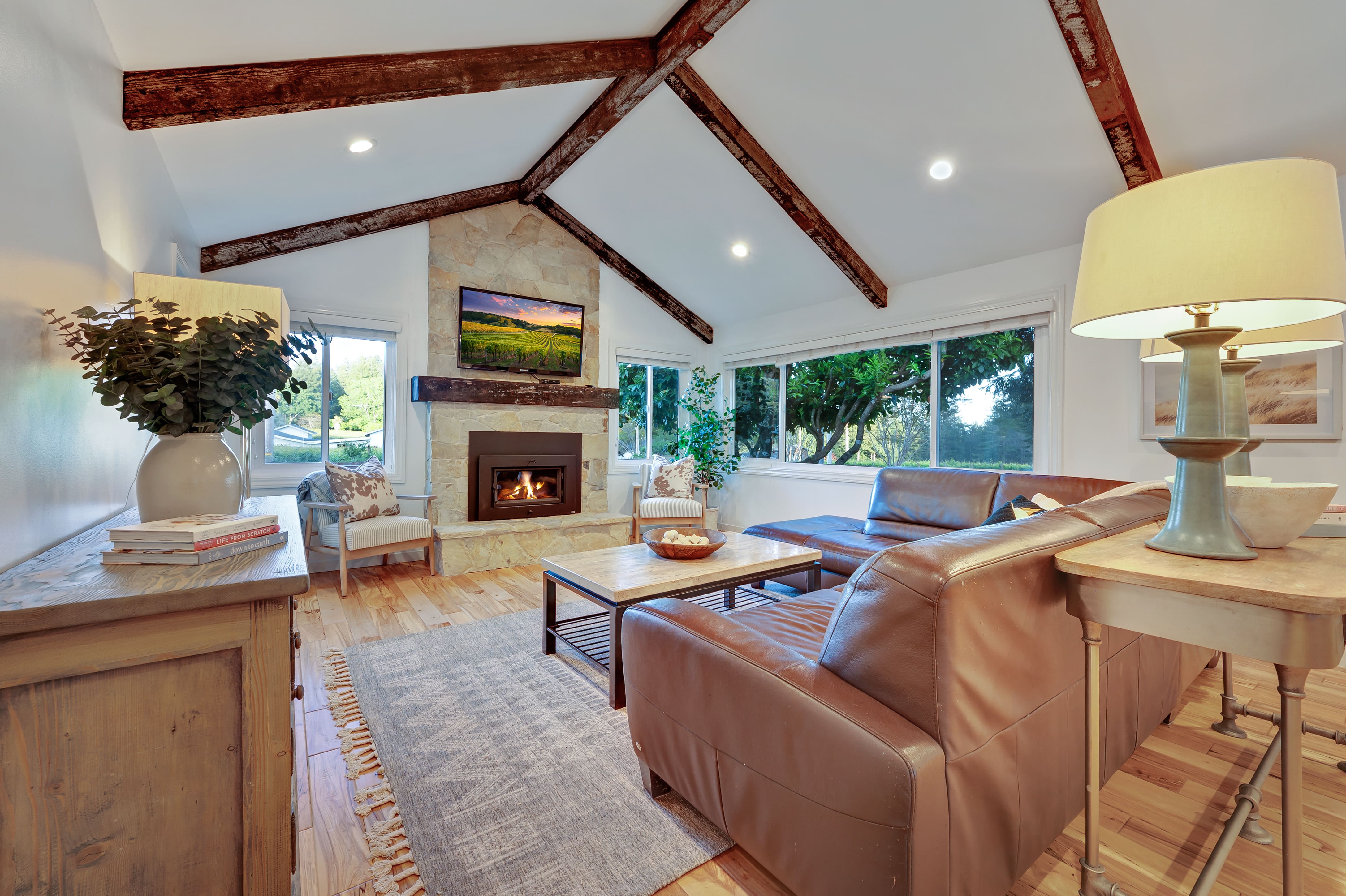 Casa del Mare Bodega Bay: Spacious 4-Bedroom Apartment with Seaview, Bodega Bay