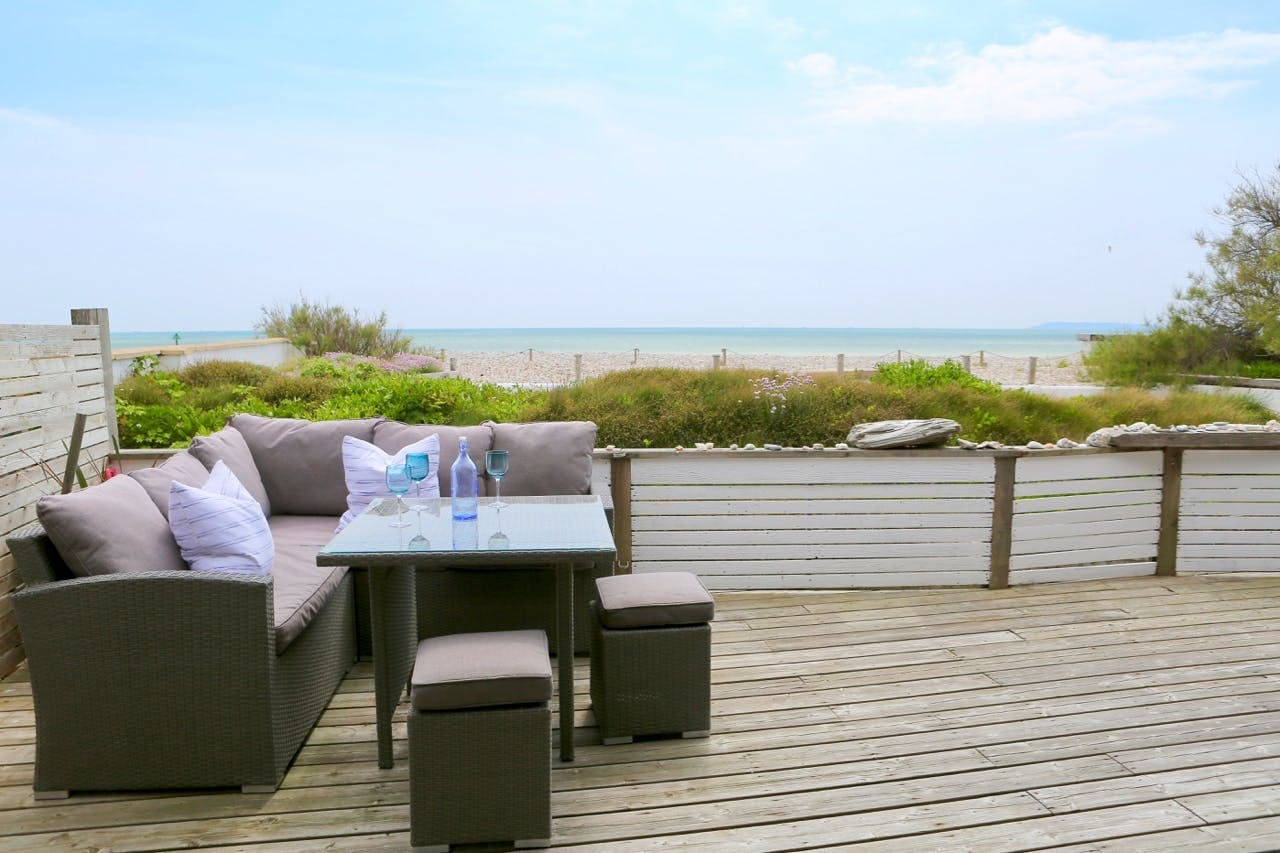 Casa del Mare Selsey: Luxury 4-Bedroom Apartment with Beachfront Access, Selsey