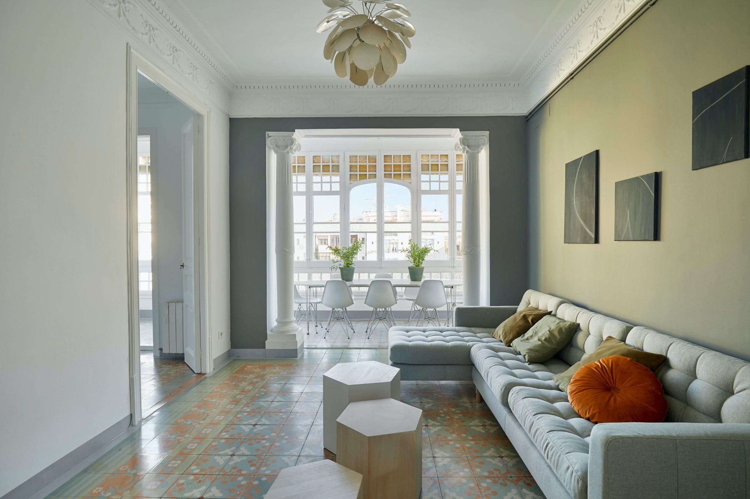 Casa Eixample Barcelona: Spacious 7-Bedroom Apartment with Seaview, Eixample, Barcelona