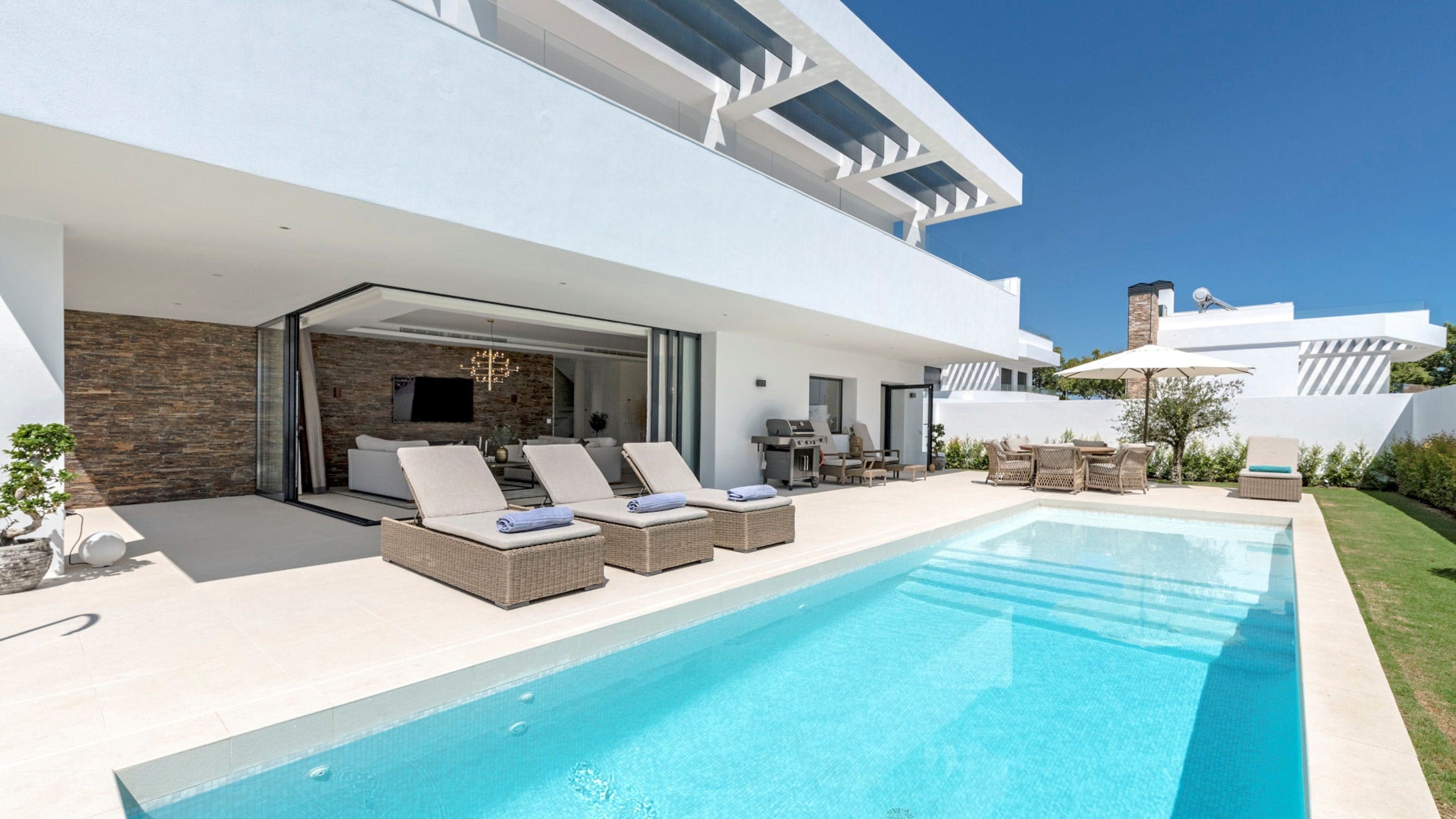 Casa Eolo San Pedro: Luxury 5-Bedroom Apartment with Seaview and Pool, San Pedro de Alcántara