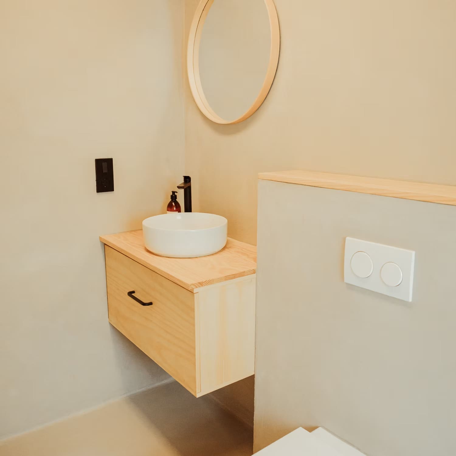 Casa Eume A Coruña: Spacious 4-Bedroom Apartment with Infinity Pool, A Coruña