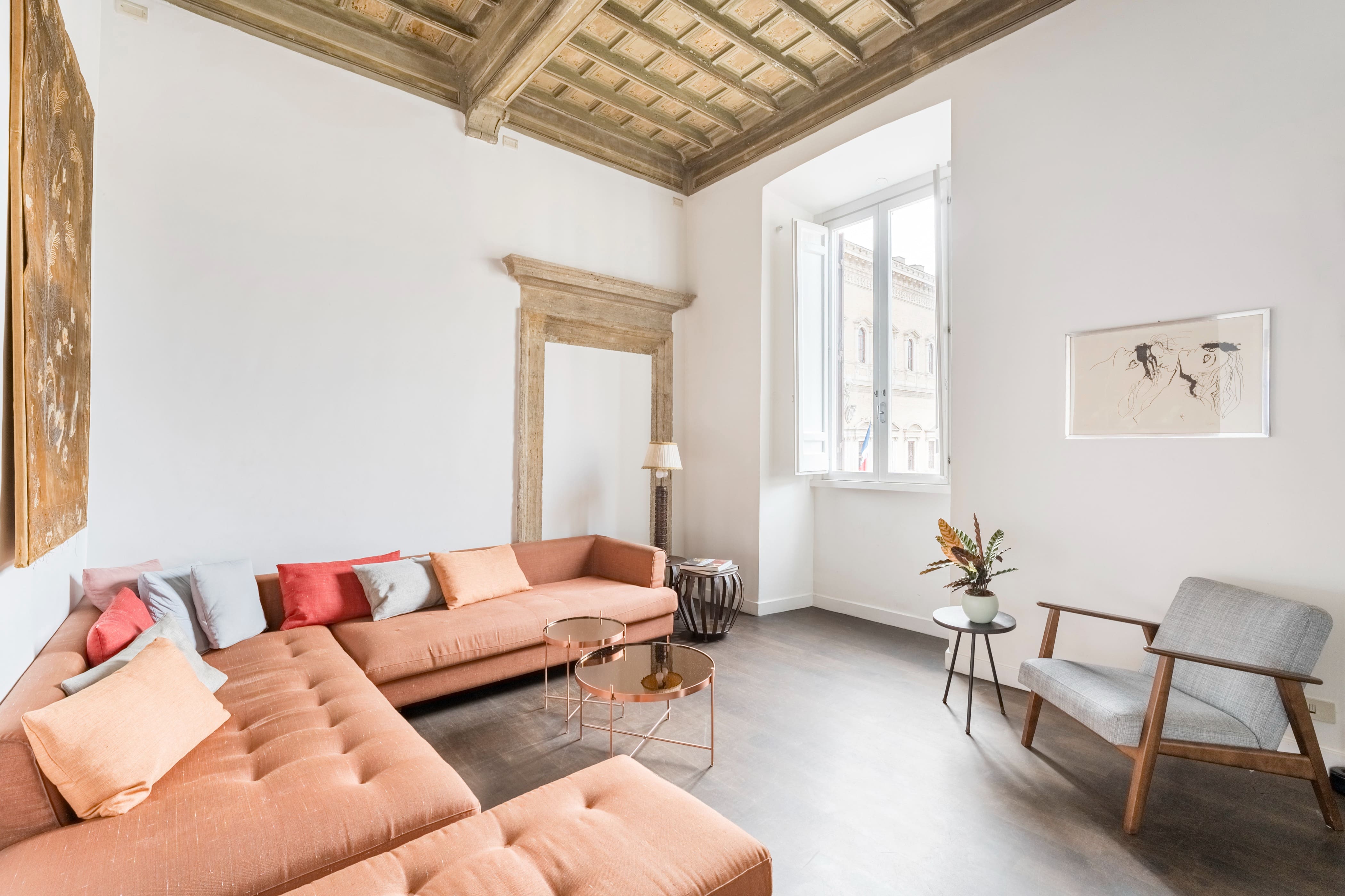 Casa Fiora Campo de’ Fiori Campo de’ Fiori 2: Charming 2-Bedroom Apartment Rental with Air Conditioning in Campo de’ Fiori, Rome