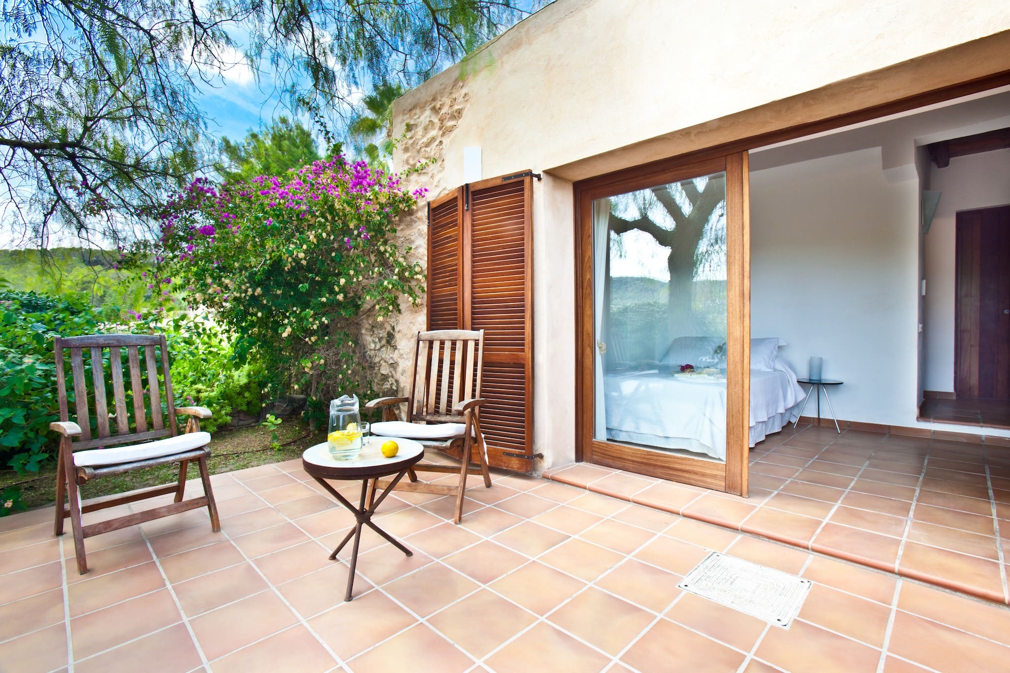 Casa Formentera Portmany: 6-Bedroom Luxury Apartment with Seaview and Pool, Ibiza