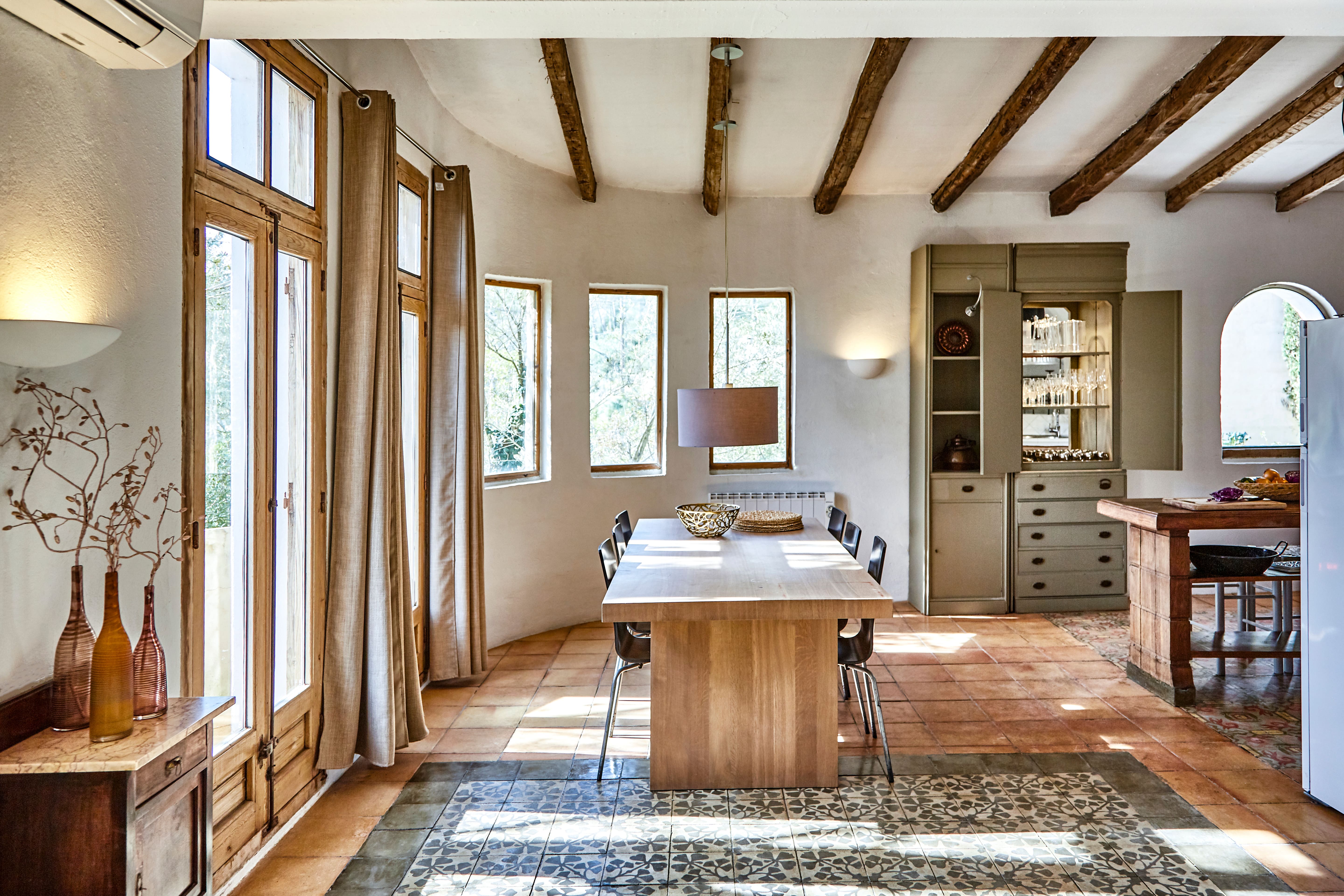 Casa Garbi Barcelona Catalonia: Luxury 4-Bedroom Apartment with Seaview and Pool, Barcelona