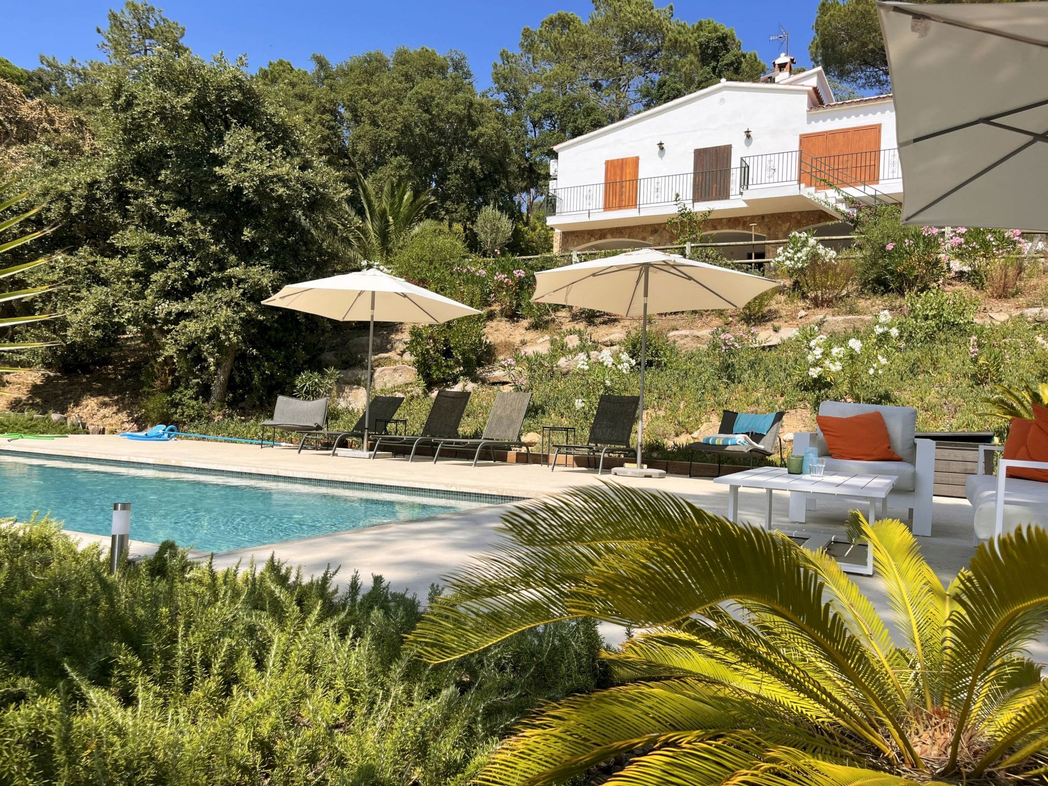 Casa Gavarres Cristina: Stunning 3-Bedroom Mountain View Villa with Private Pool and Terrace near Costa Brava