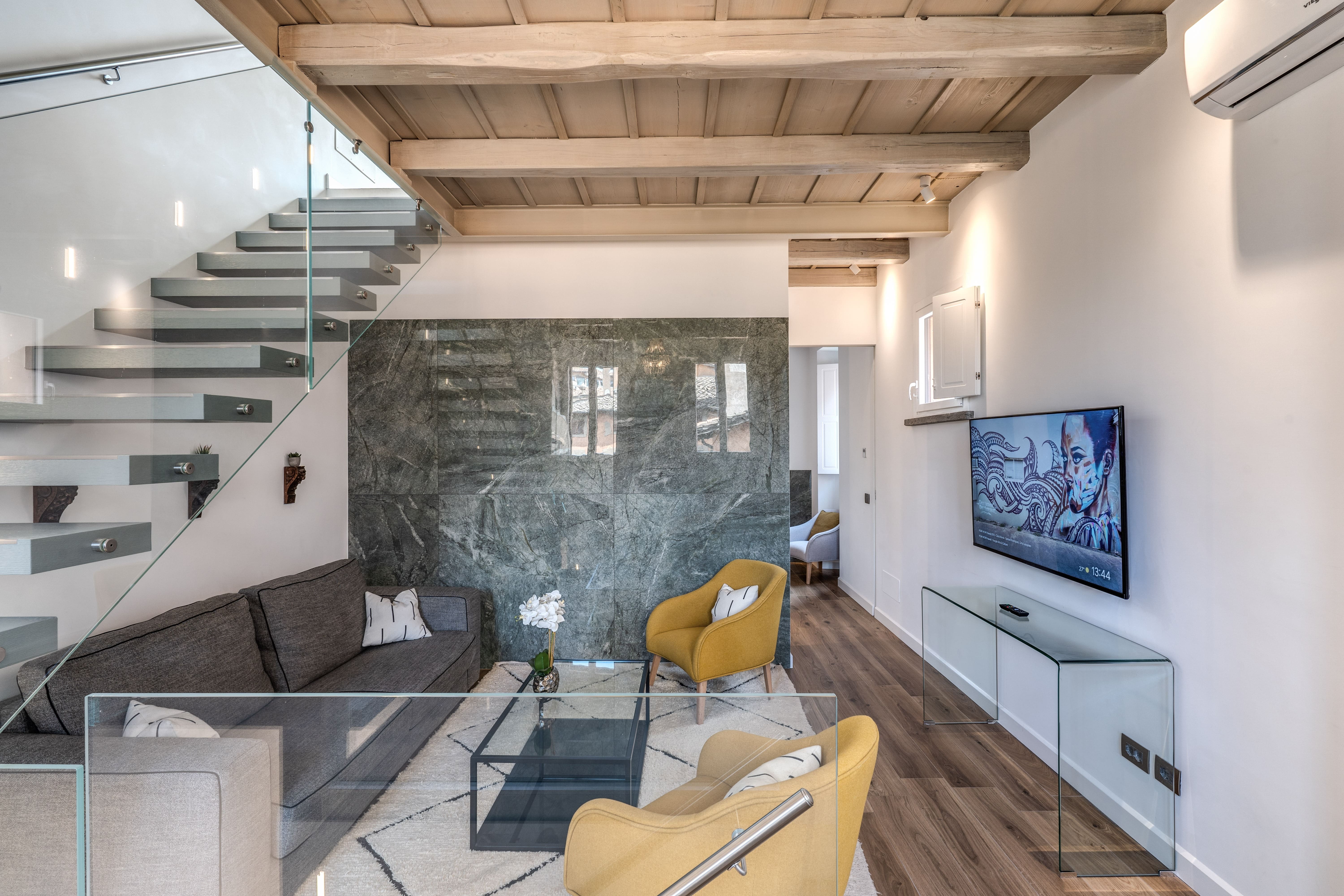 Casa Gelsomino Trastevere: Luxury 4-Bedroom Villa with Rooftop Terrace, Trastevere, Rome