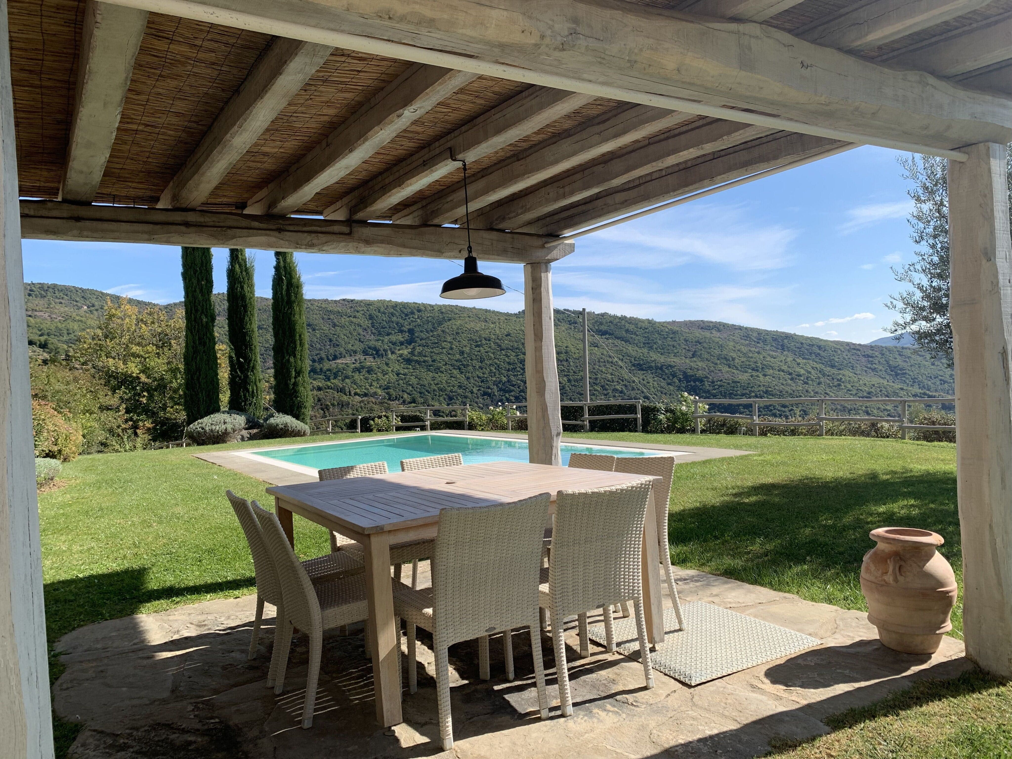 Casa Ginepro Cortona: Charming 3-Bedroom Apartment with Private Pool, Cortona