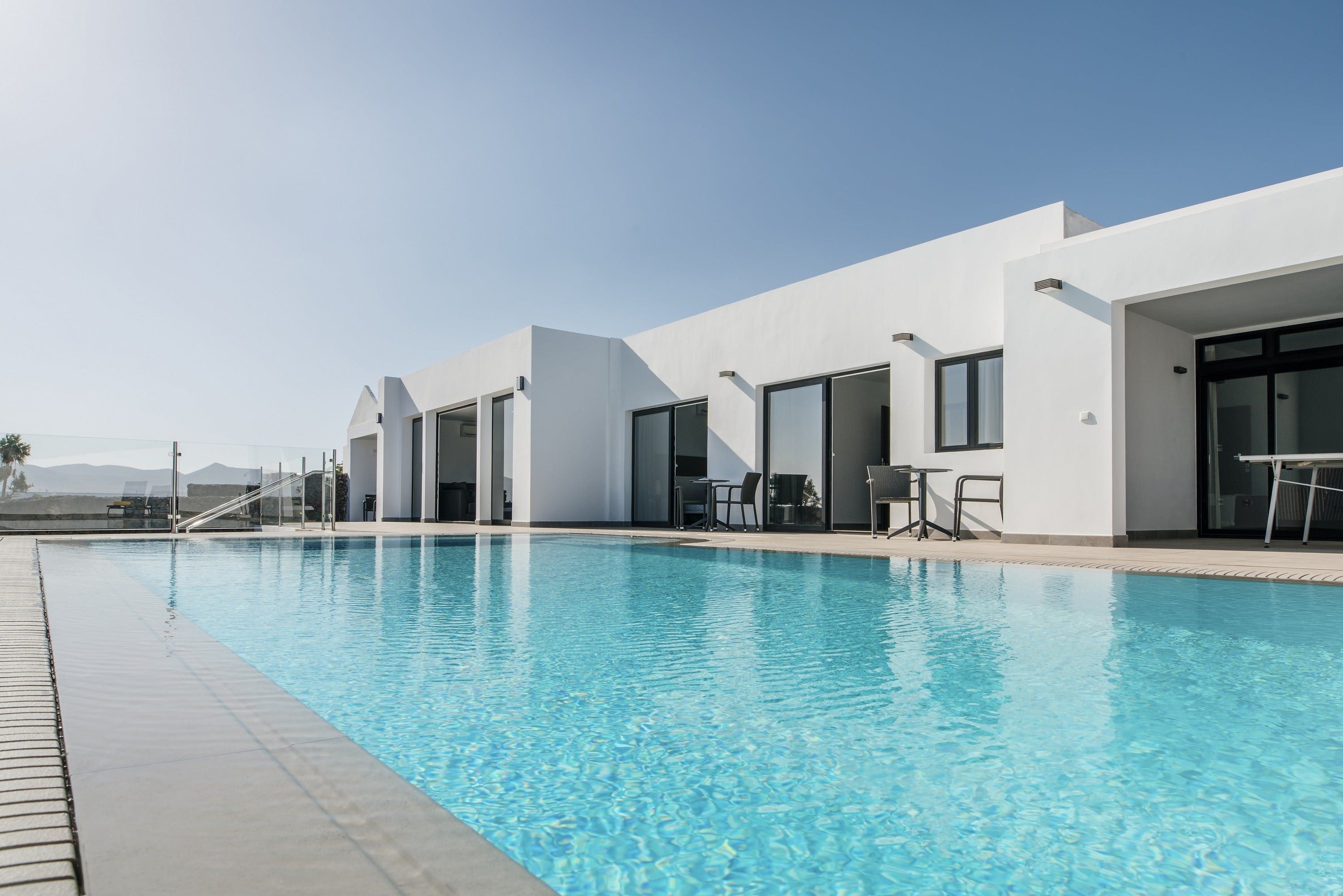 Casa Jable Las Palmas Lanzarote: Luxury 4-Bedroom Apartment with Infinity Pool, Las Palmas