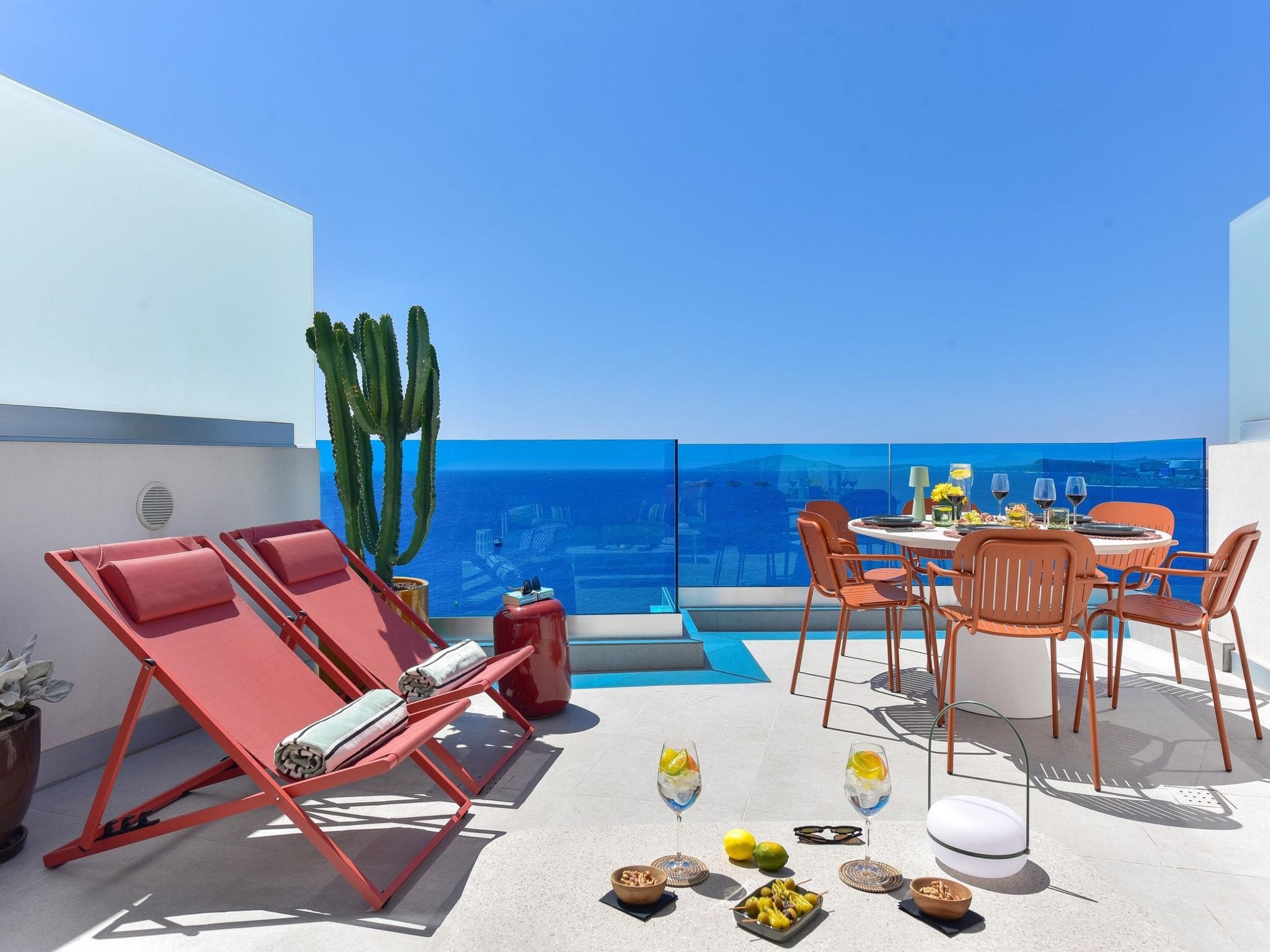 Casa Jinámar Telde: Modern 2-Bedroom Apartment with Panoramic Sea Views and Premium Amenities in Gran Canaria