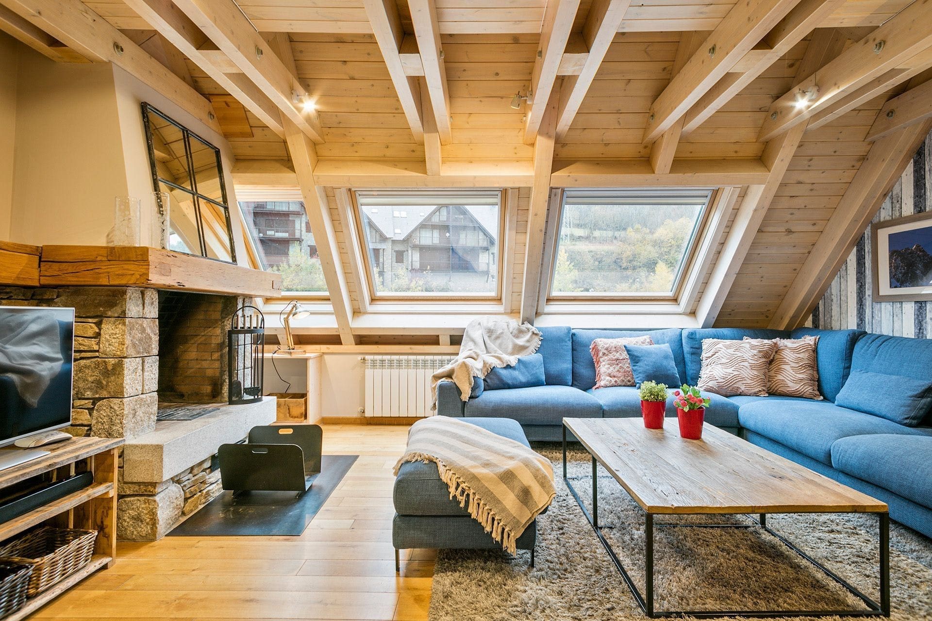 Casa Liat Val d’Aran: Spacious 5-Bedroom Apartment Near Ski Slopes, Val d’Aran