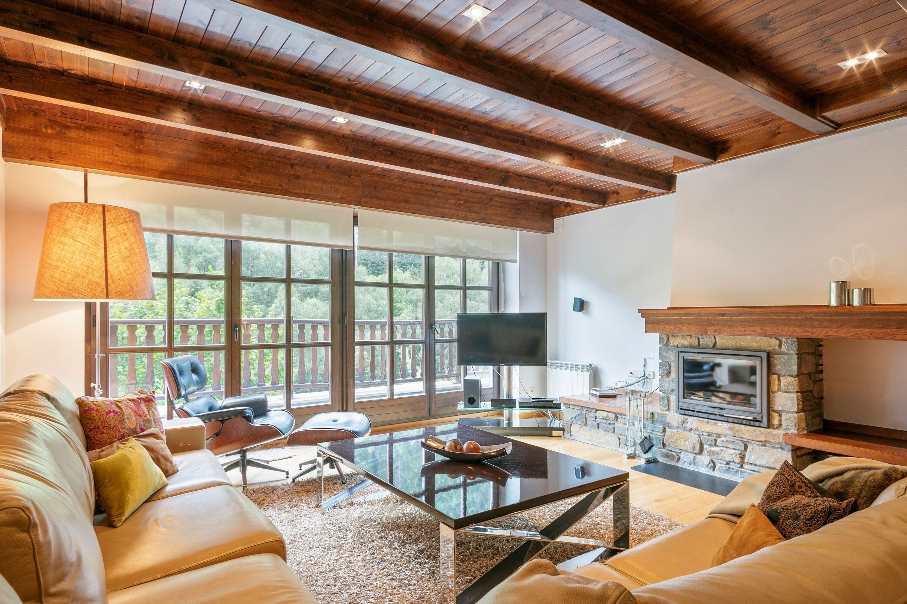 Casa Liat Valdaran: Spacious 5-Bedroom Ski Chalet Apartment, Val d’Aran