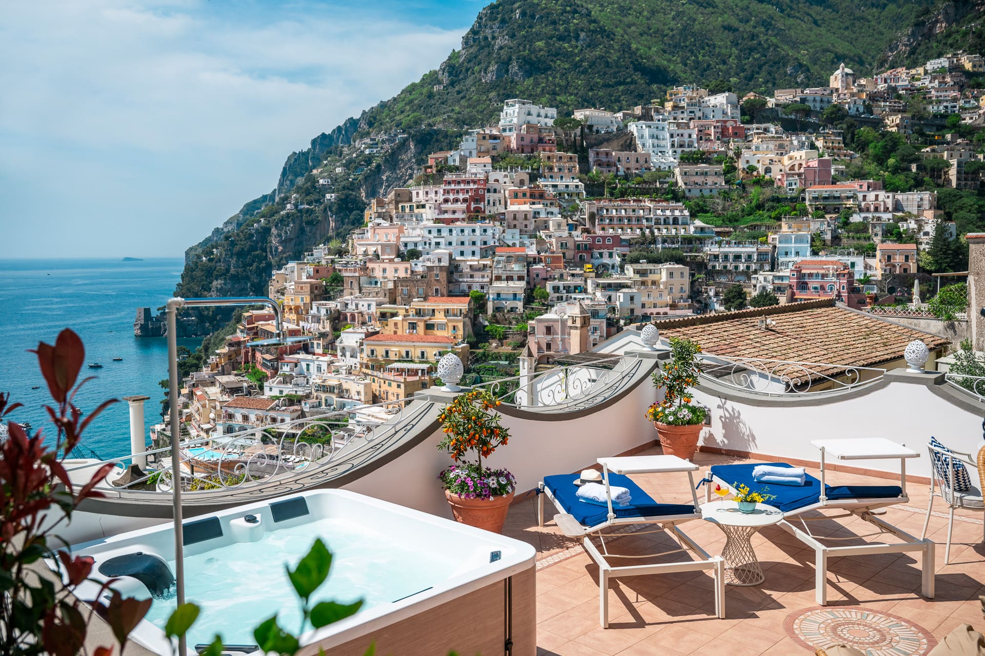 Casa Limoncello Positano Positano: 2-Bedroom Luxury Apartment with Seaviews, Positano