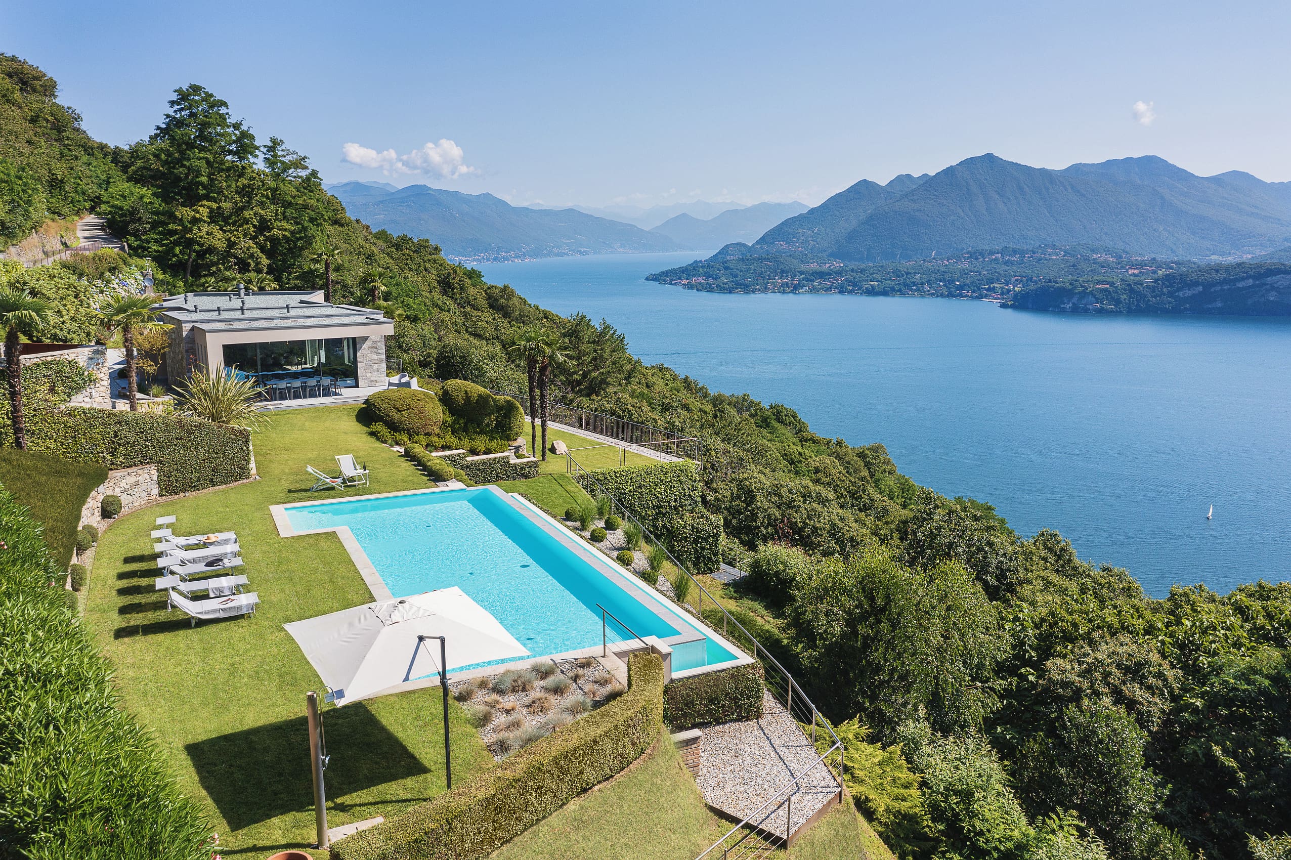 Casa Magognino Verbano: Luxury 5-Bedroom Apartment with Infinity Pool, Lake Maggiore