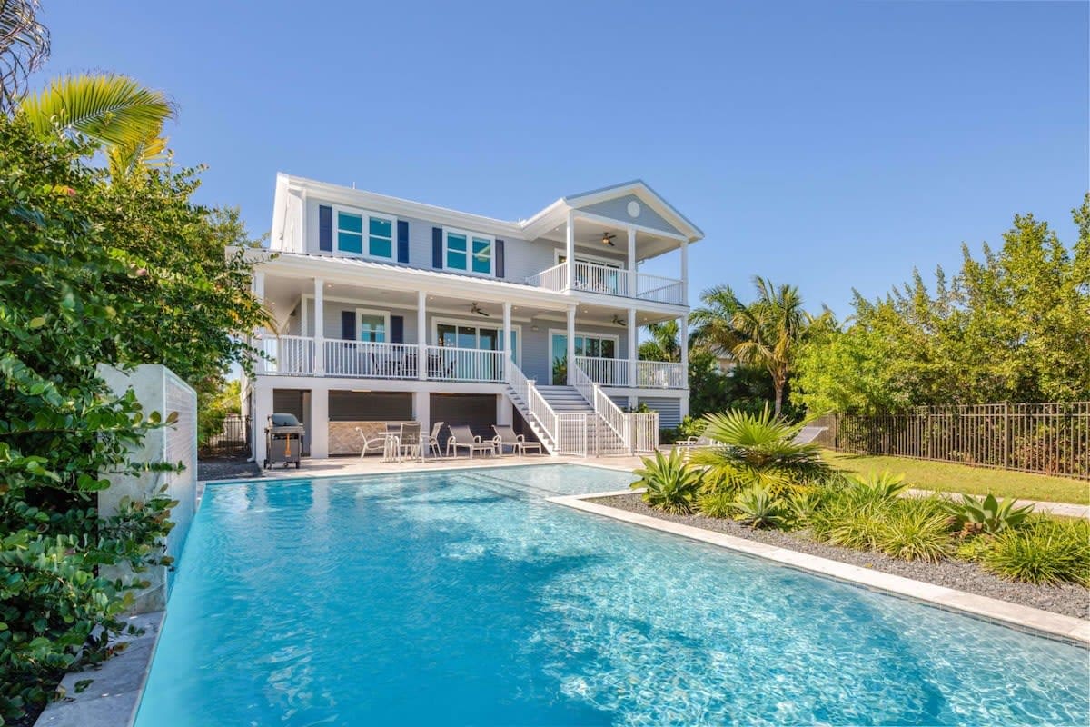 Casa Mangrove Key West: Luxury 4-Bedroom Villa with Private Pool, Florida Keys