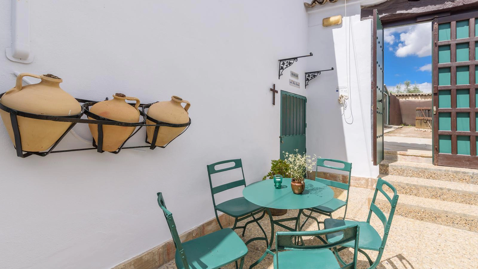 Casa Mezquita Cordova: Spacious 7-Bedroom Apartment with Pool, Cordova