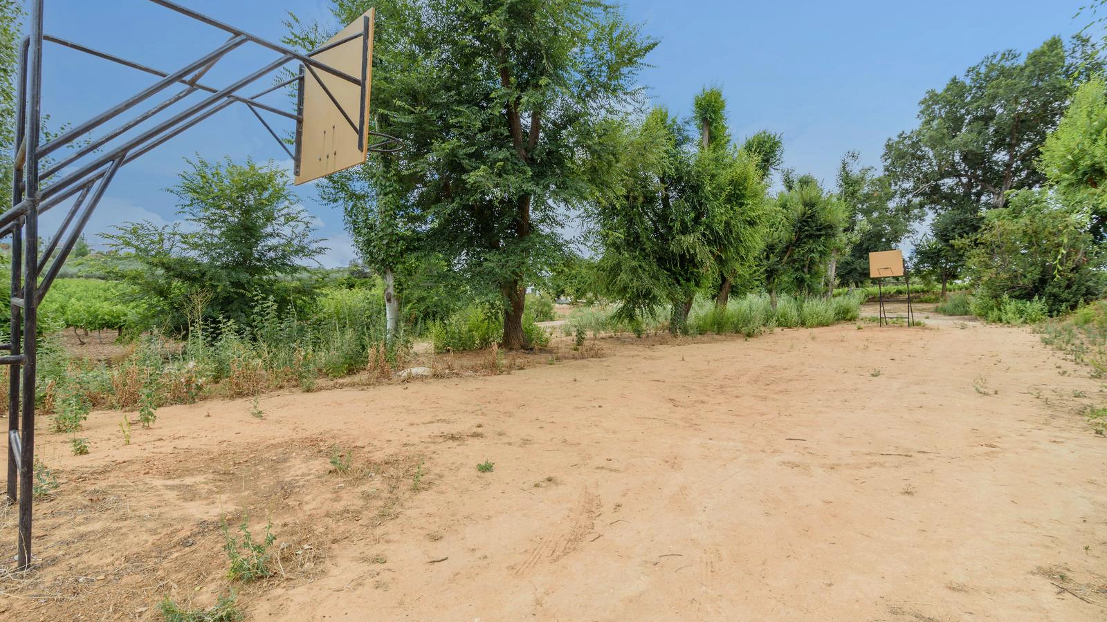 Casa Mezquita Cordova: Spacious 7-Bedroom Apartment with Pool, Cordova