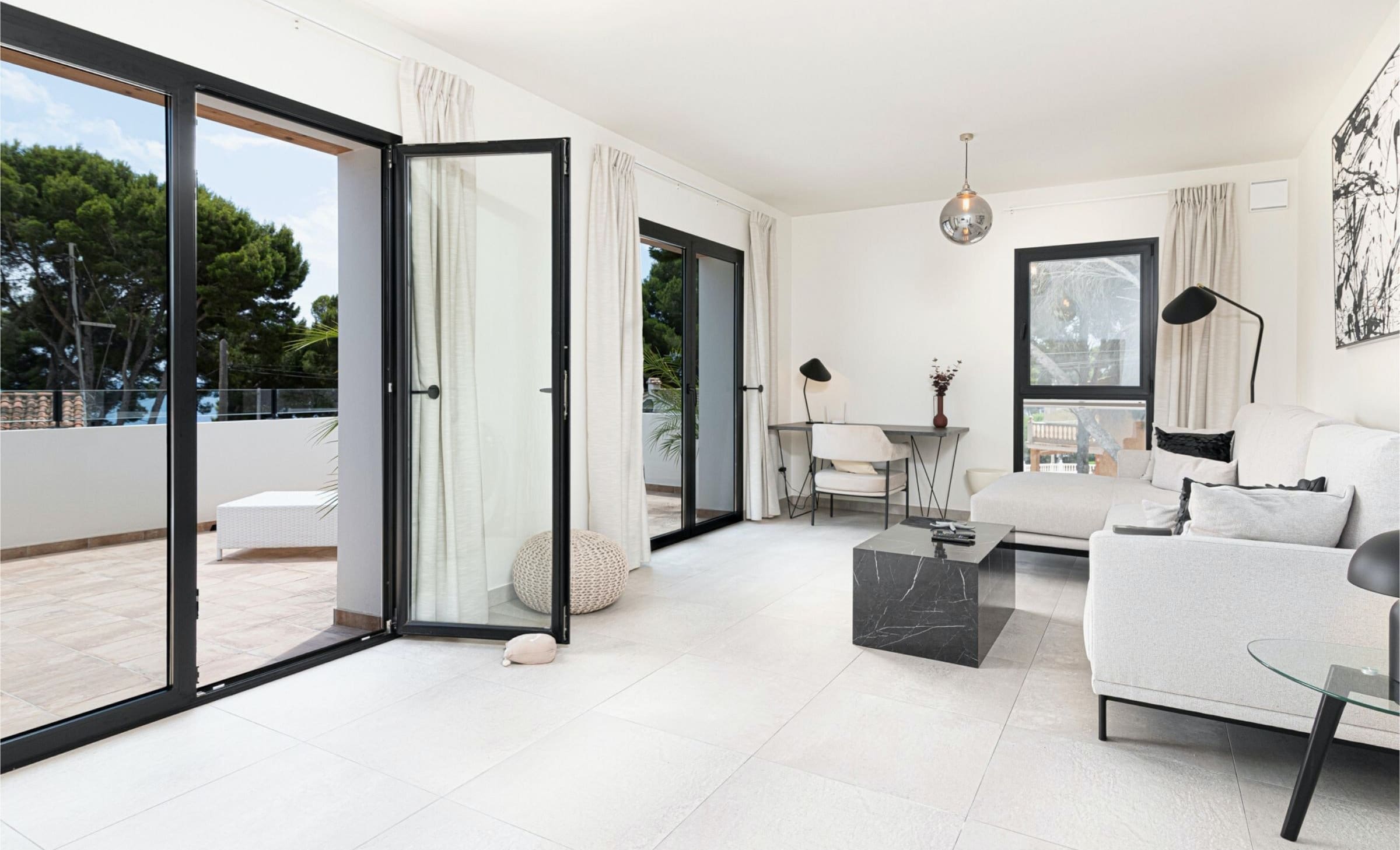 Casa Moraig Moraira: Elegant 3-Bedroom Beachfront Apartment with Pool, Moraira