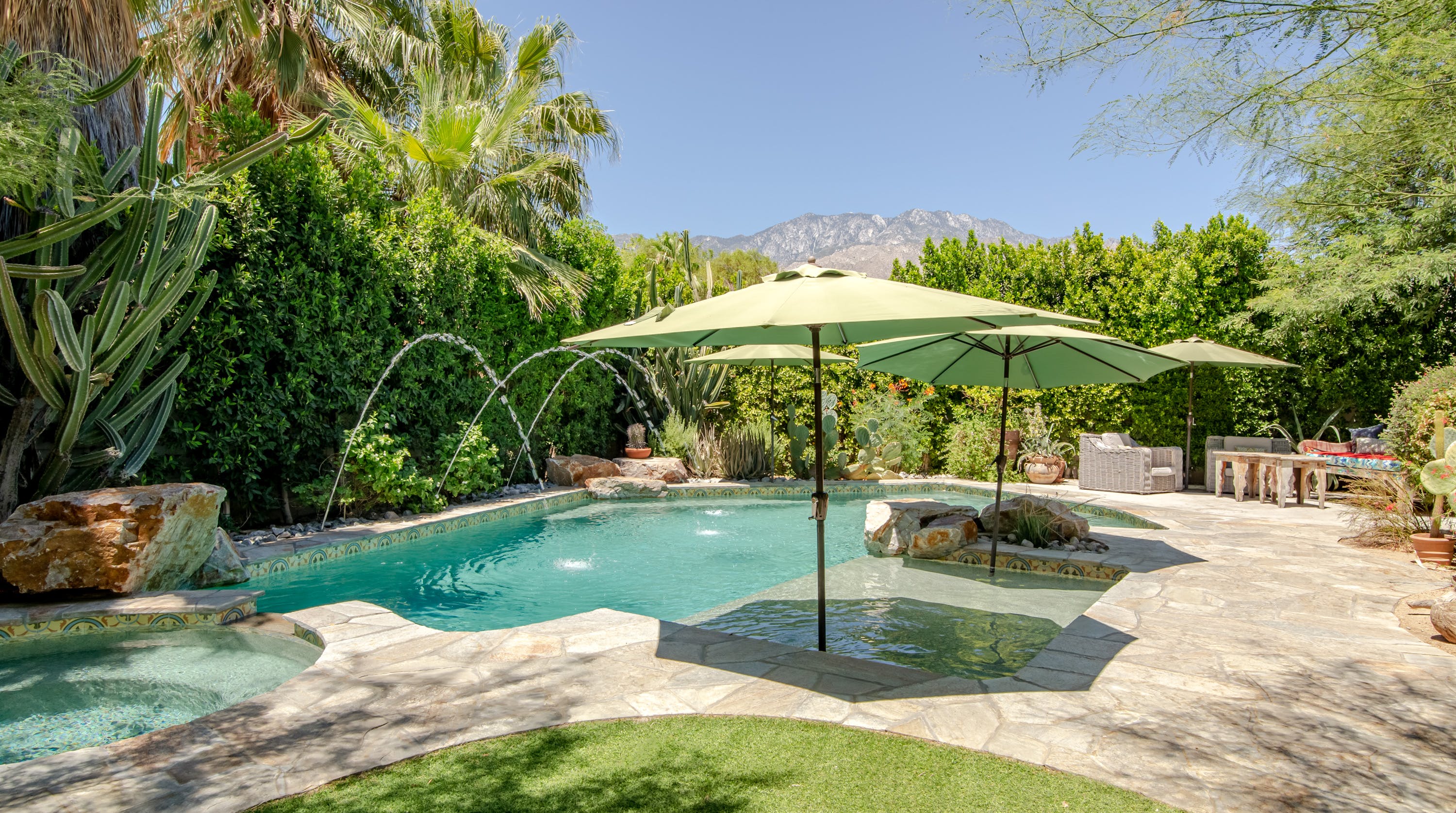 Casa Ocotillo Cathedral: Luxury 4-Bedroom Villa with Saltwater Pool, Cathedral City