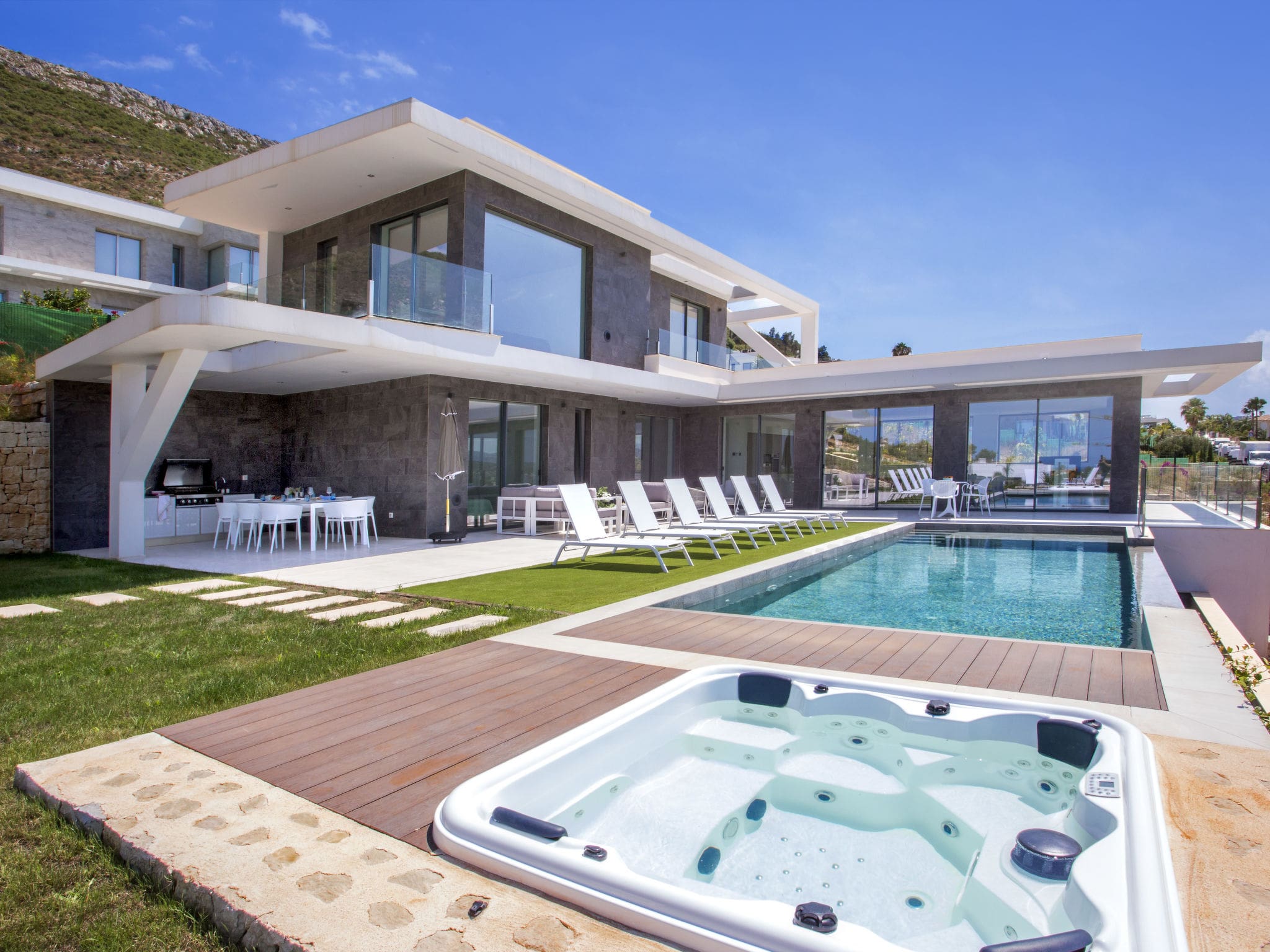 Casa Olimpo Jávea: Contemporary 4-Bedroom Villa with Private Pool and Panoramic Views in Costa Blanca Spain