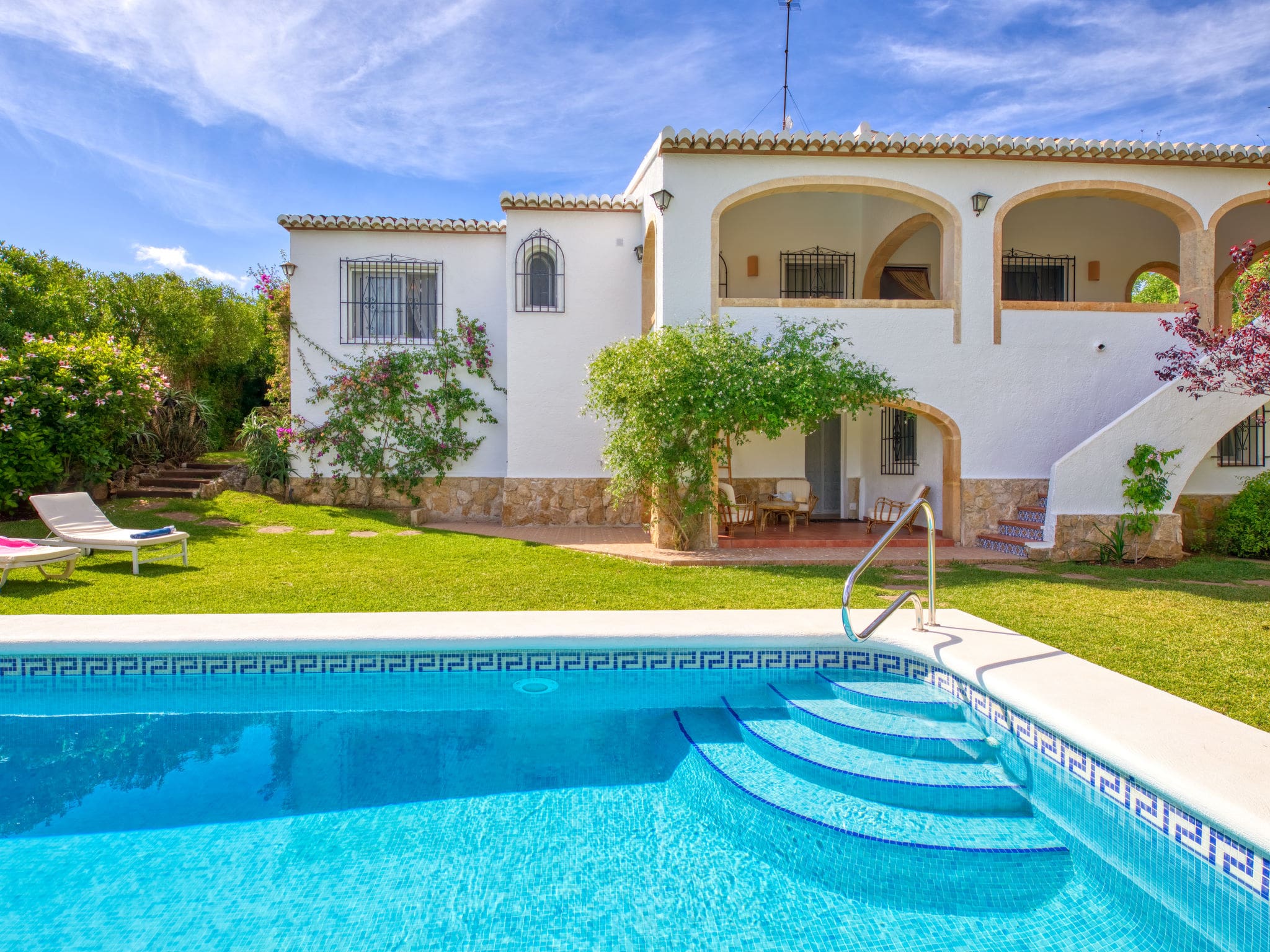 Casa Picaio Jávea: Stunning 4-Bedroom Villa with Private Pool and Sea Views in Costa Blanca