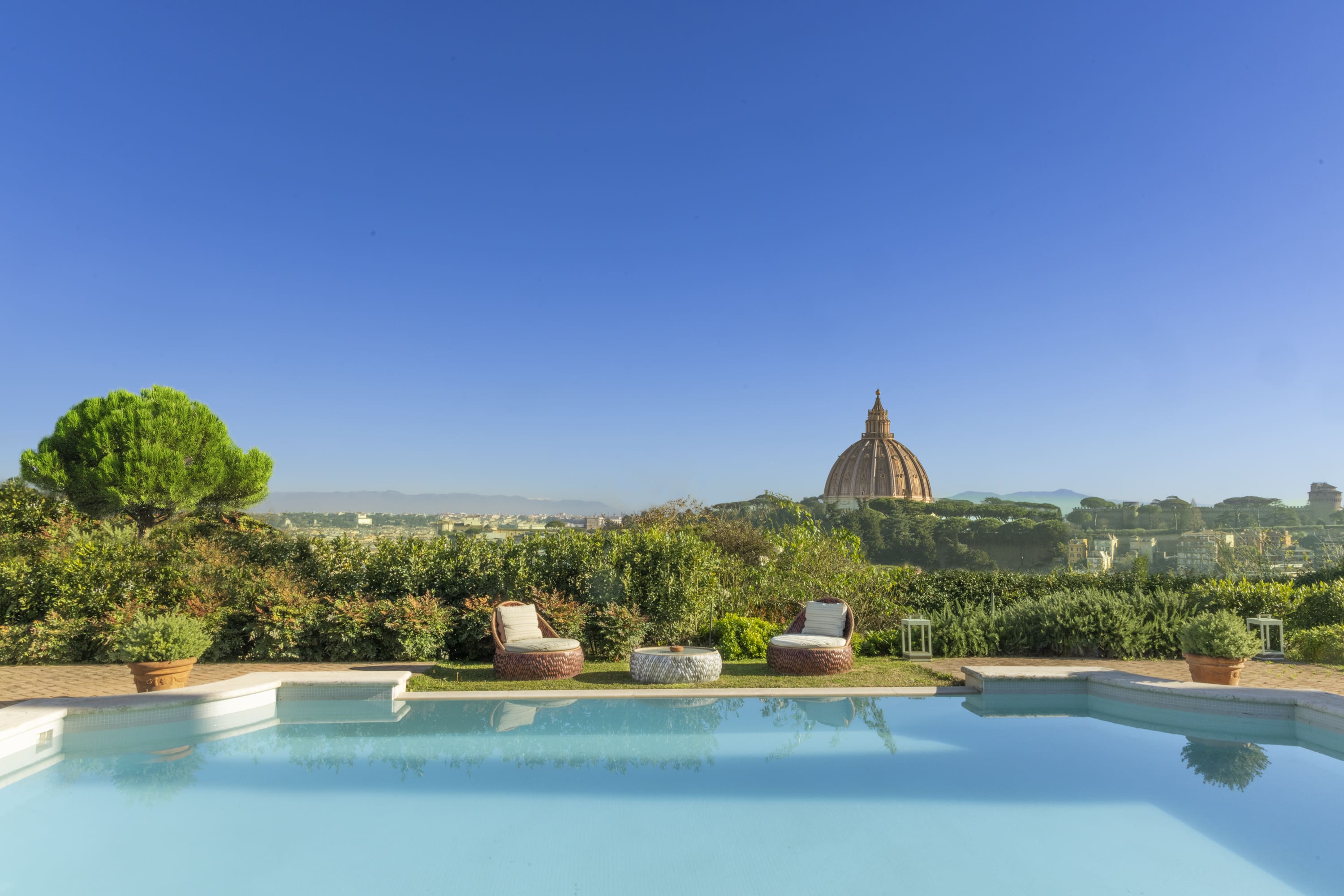 Casa Pigneto Rome: Elegant 2-Bedroom Luxury Apartment with Rooftop Terrace, Rome