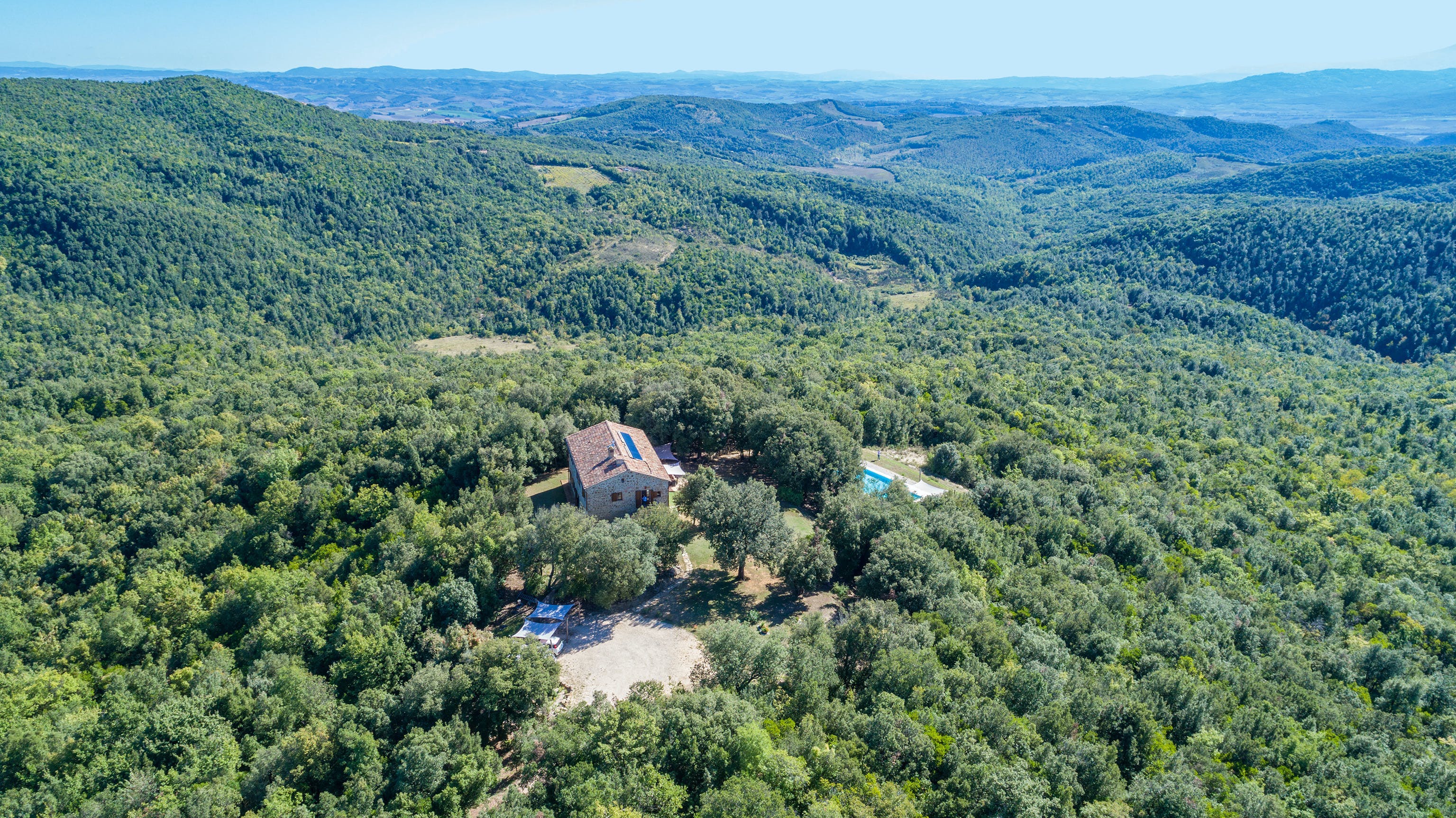 Casa Poggio Siena: Elegant 5-Bedroom Apartment with Countryside Views, Siena