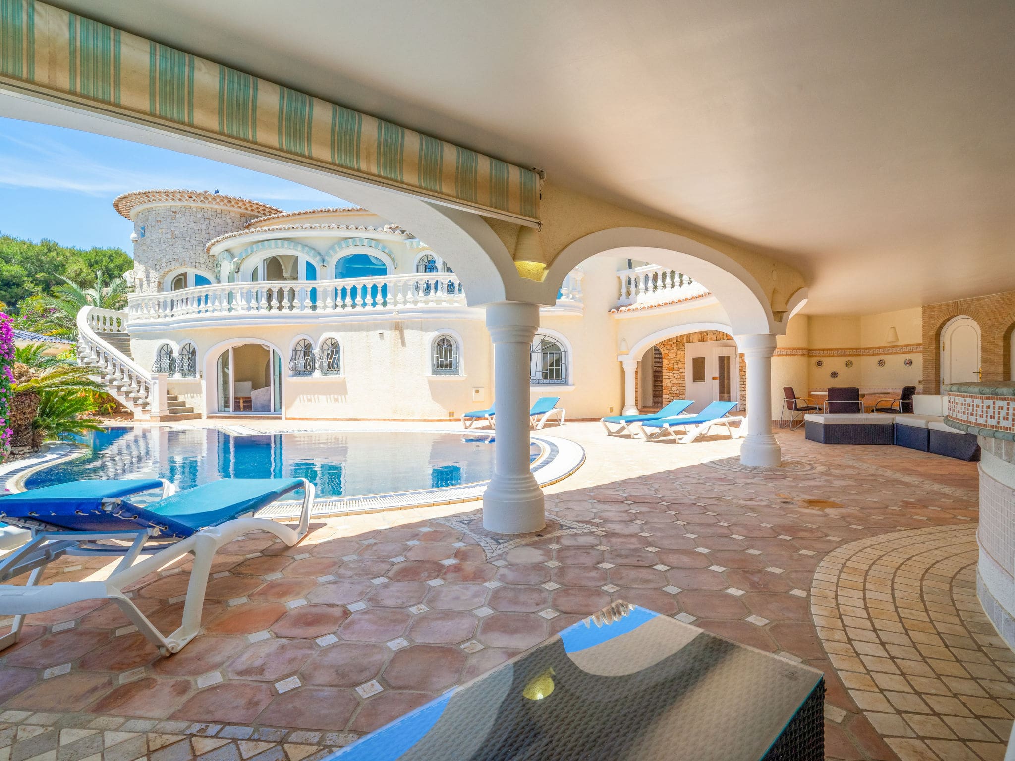 Casa Portitxol Moraira: Stunning 4-Bedroom Spanish Villa with Private Pool and Sea Views Near Costa Blanca Beaches