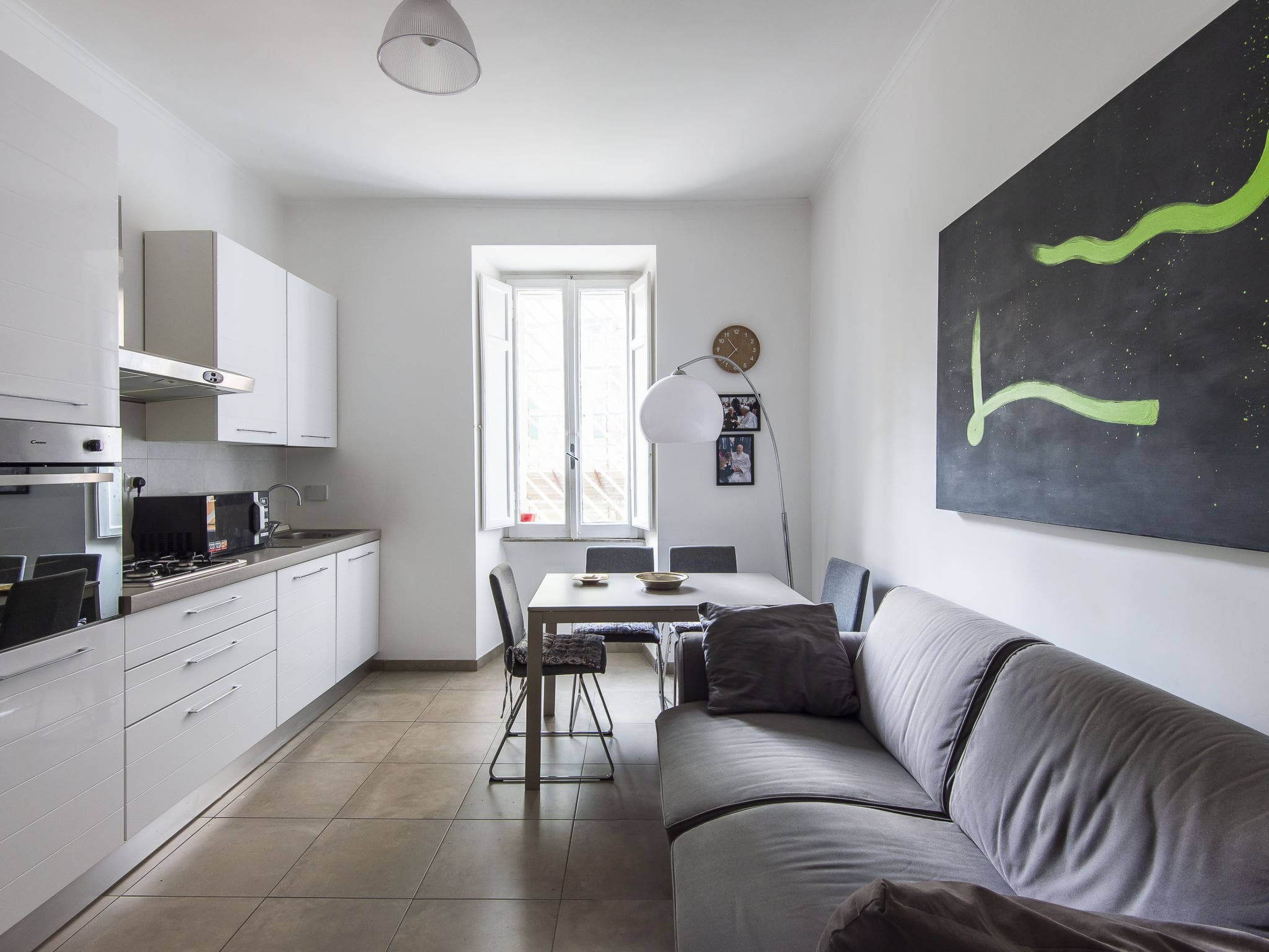 Casa Prati Vaticano: Stylish 2-Bedroom Apartment Near Vatican City with Air Conditioning and Modern Amenities in Rome