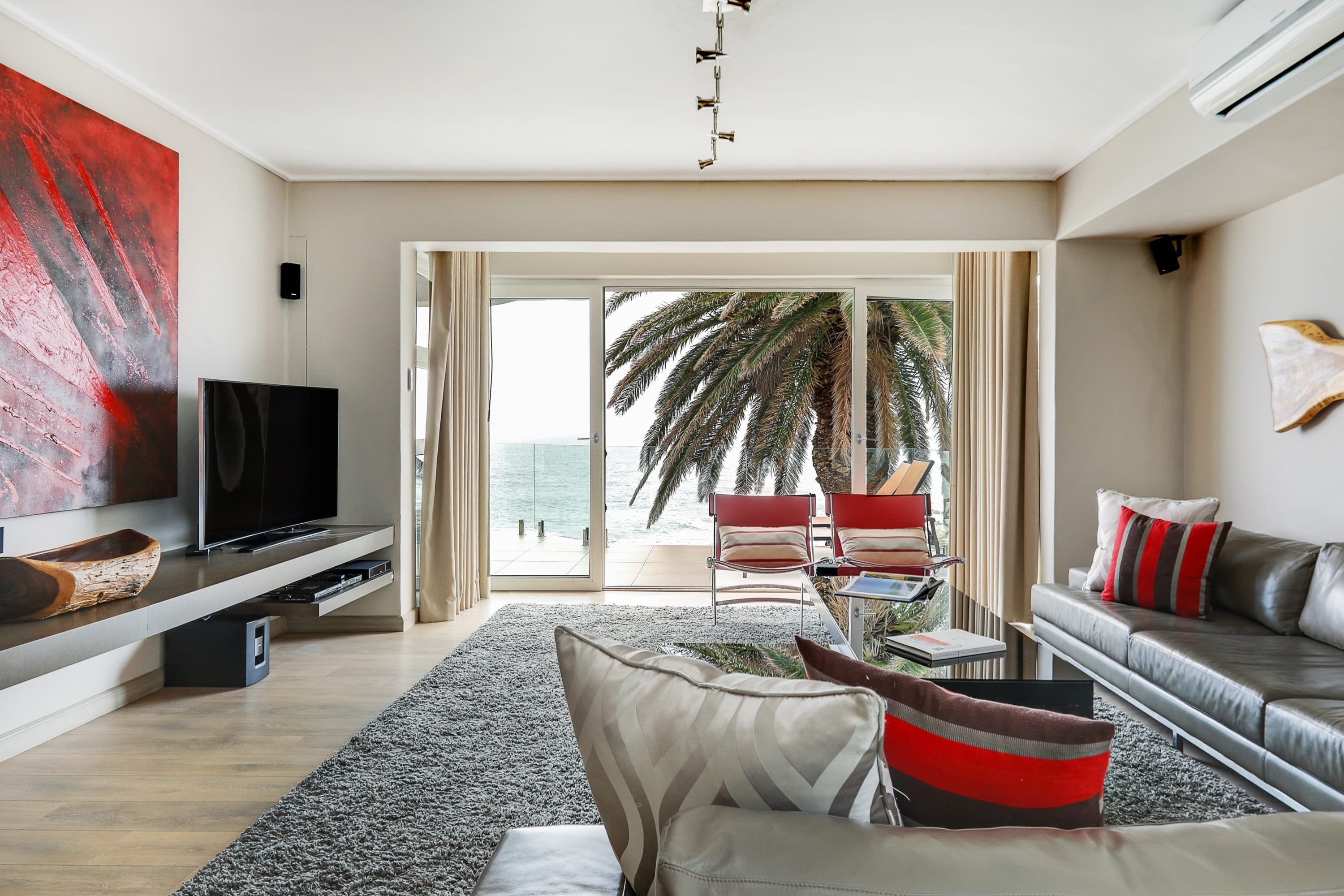 Casa Protea Bakoven: Spacious 3-Bedroom Apartment with Ocean Views, Bakoven