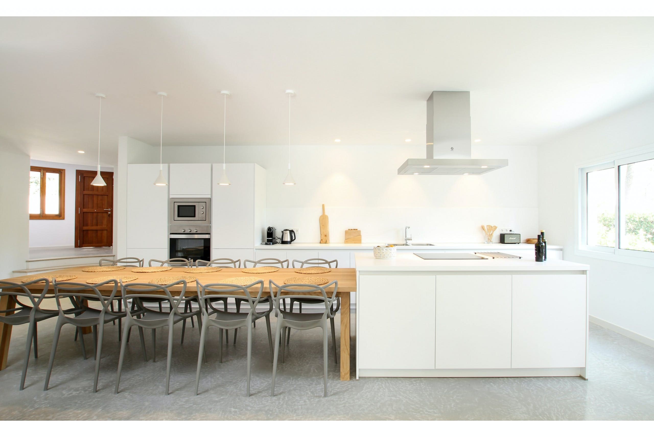 Casa Puig Pollença Pollença 2: Luxury 6-Bedroom Apartment with Seaviews and Pool, Pollença