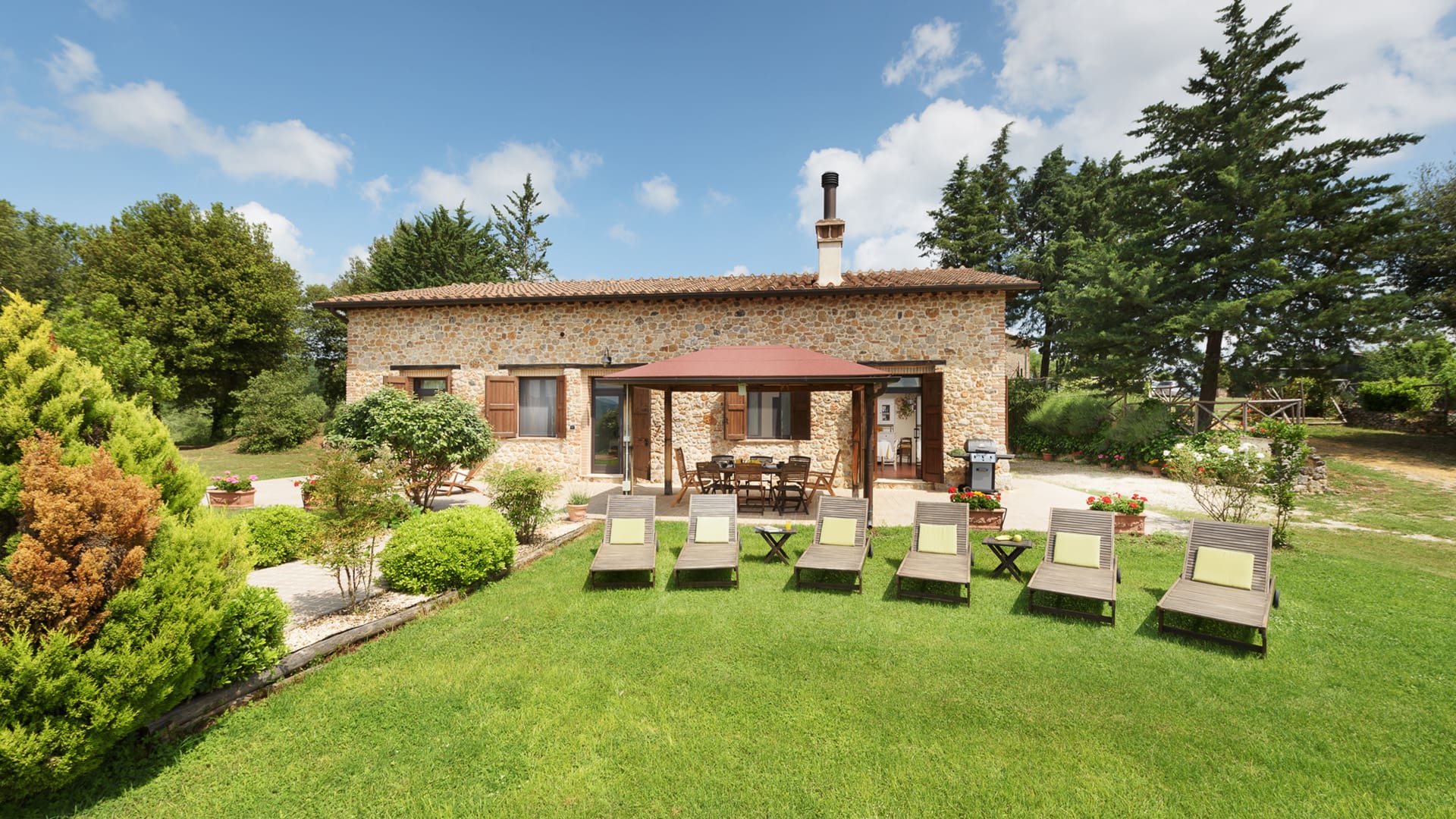 Casa Quercia Siena: Luxury 4-Bedroom Apartment with Pool and Tennis Court, Siena