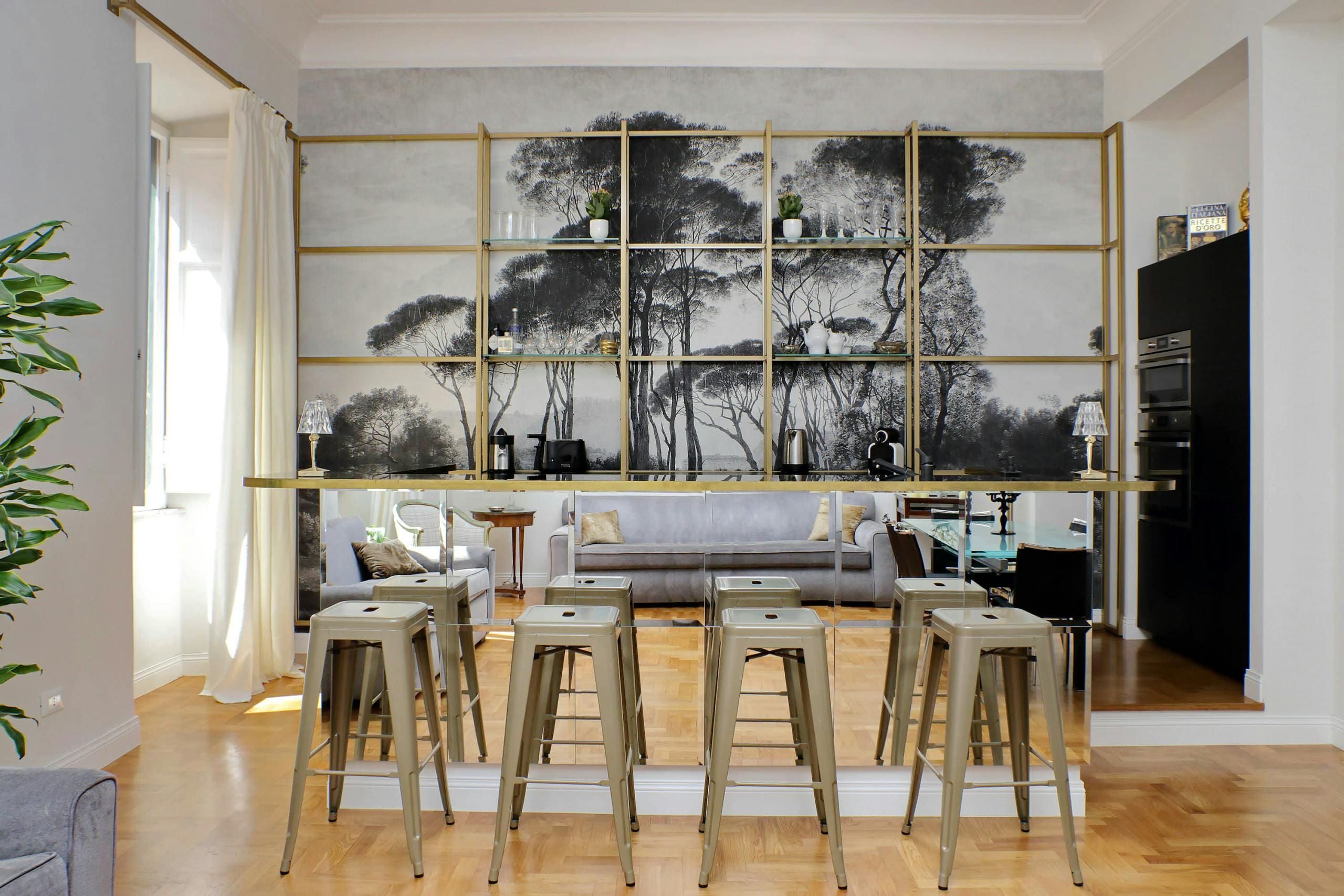 Casa Quirinale Rome: Spacious 5-Bedroom Luxury Apartment Near Termini, Rome