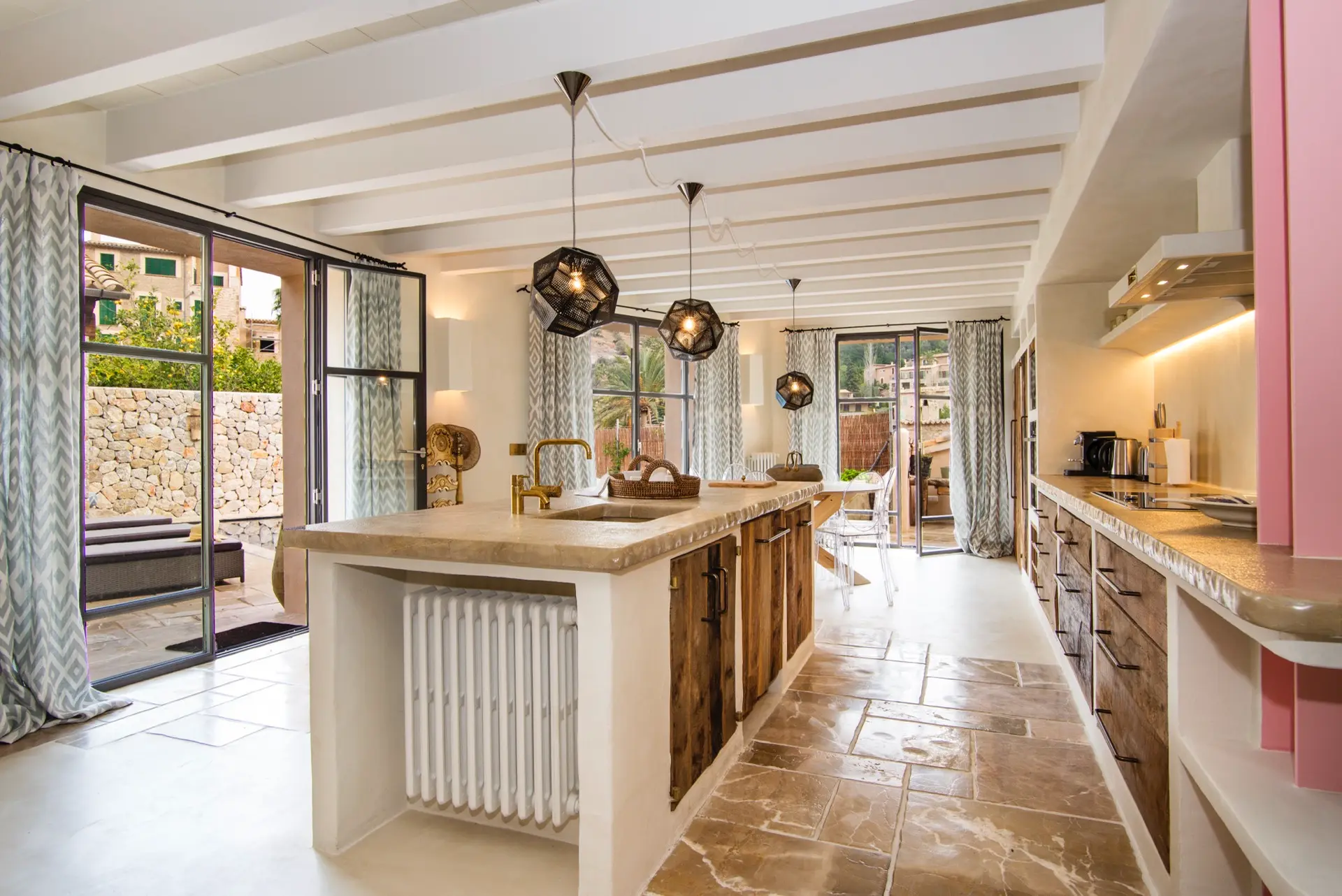 Casa Sa Foradada Deià: Luxury 4-Bedroom Apartment with Pool and Scenic Views, Deià