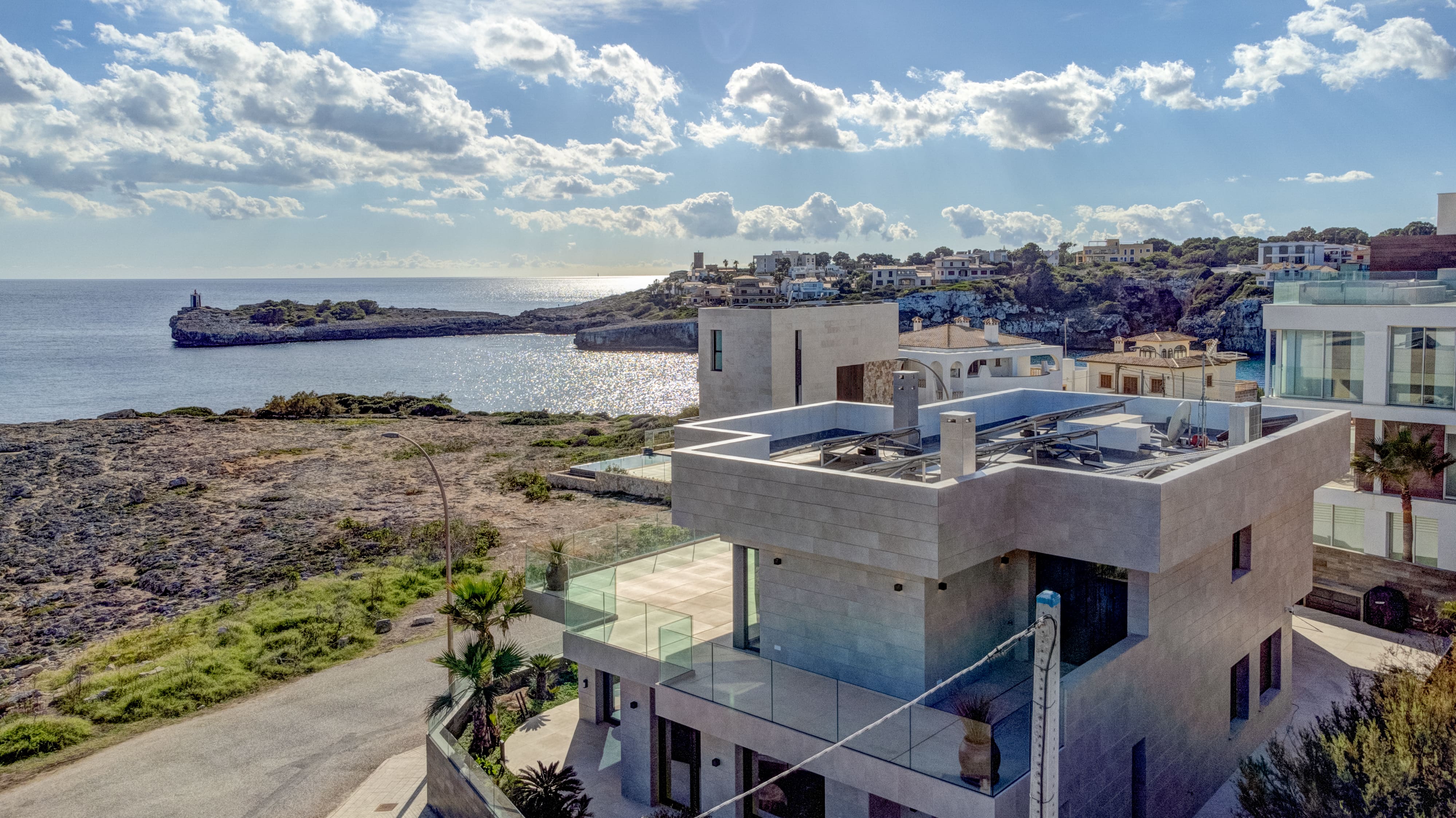 Casa Sa Talaia Mallorca: Spacious 4-Bedroom Apartment with Seaview and Pool, Mallorca