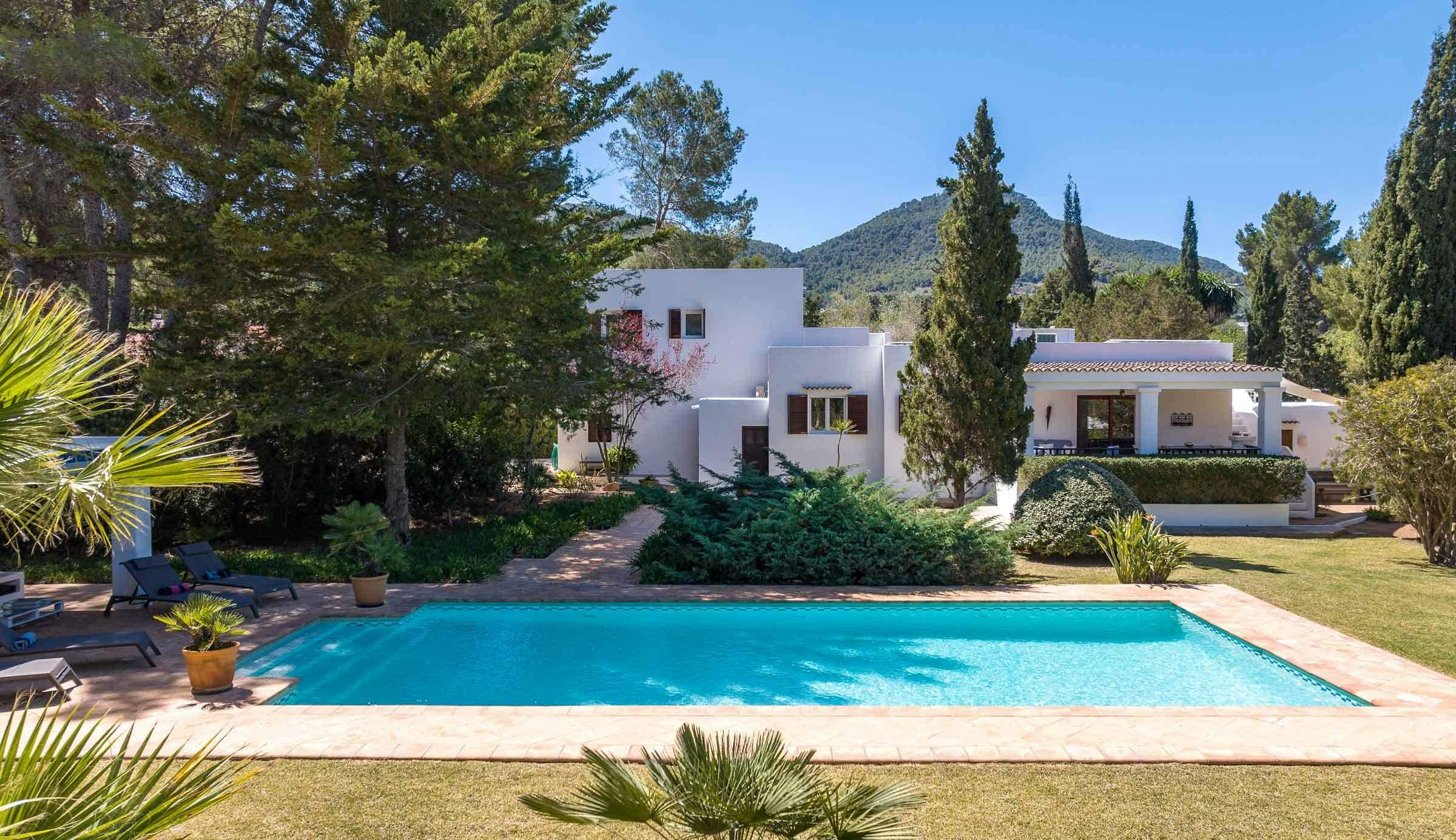 Casa Sabina San José San José 2: Luxury 4-Bedroom Villa with Pool and Sea Views, San José, Ibiza