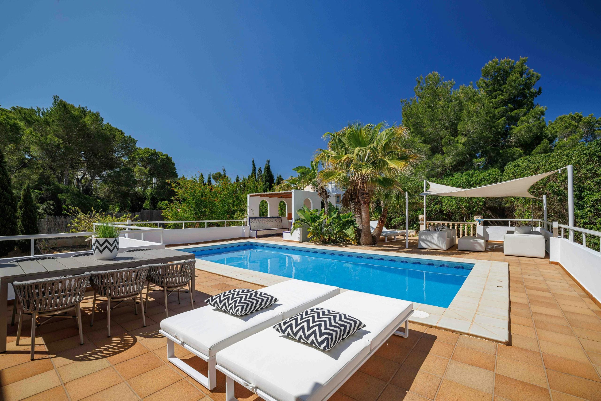 Casa Sabina Vedella: Luxury 4-Bedroom Villa with Seaview and Pool, Ibiza