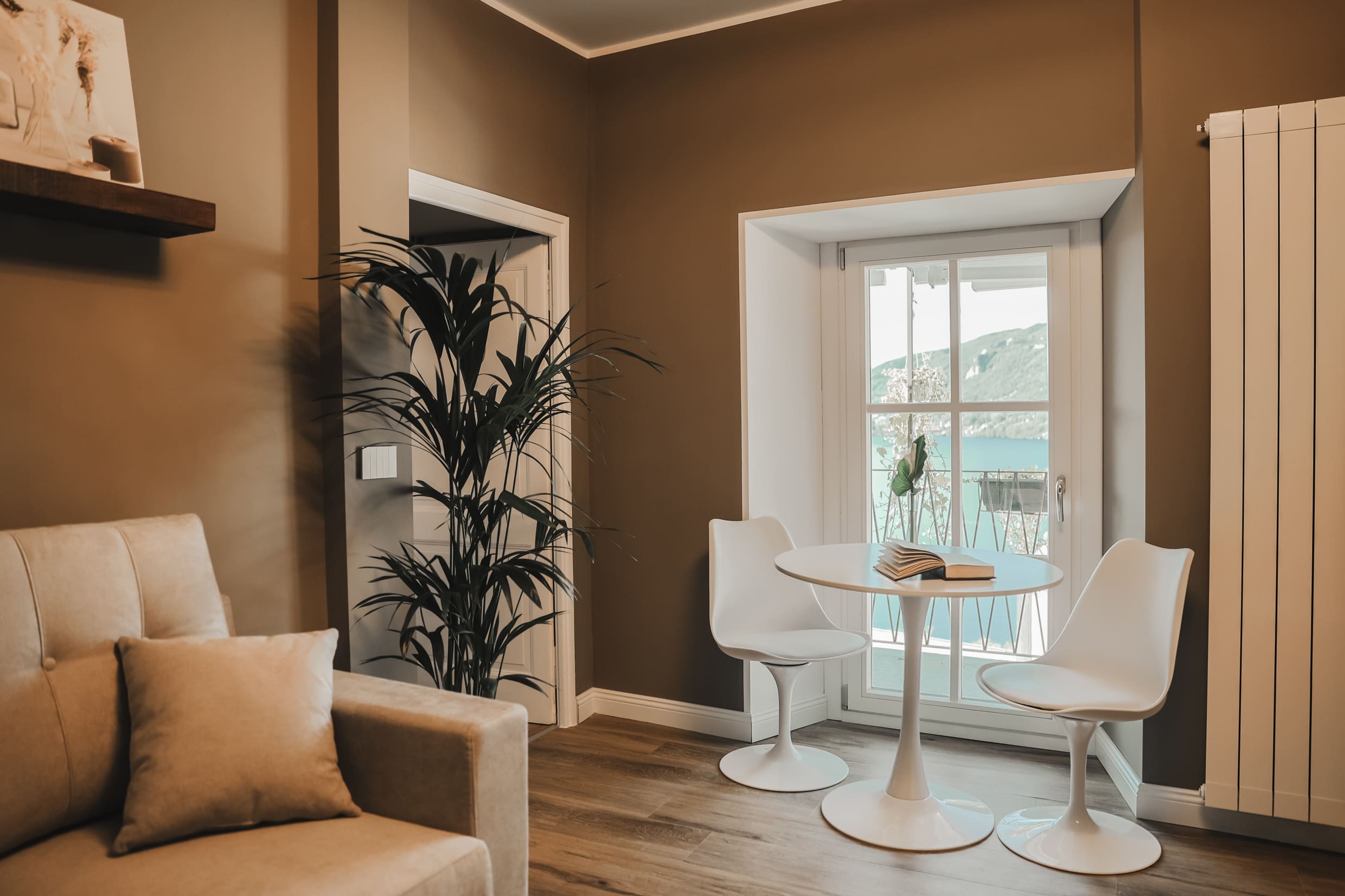 Casa San Carlo Novara: Luxury 1-Bedroom Apartment with Shared Amenities, Lake Maggiore