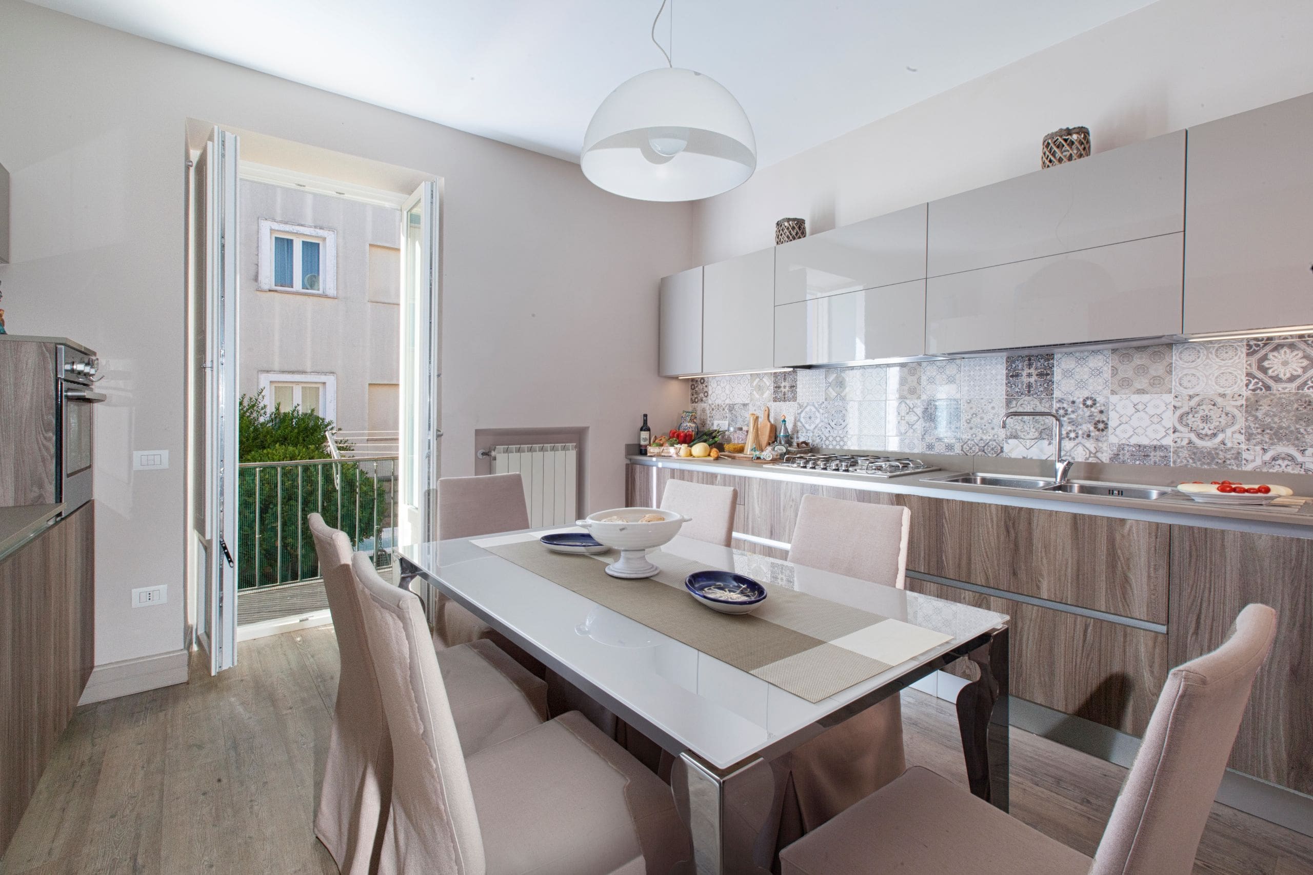 Casa Sant’Agnello Sorrento: Elegant 3-Bedroom Apartment with Seaview and Hot Tub, Sorrento