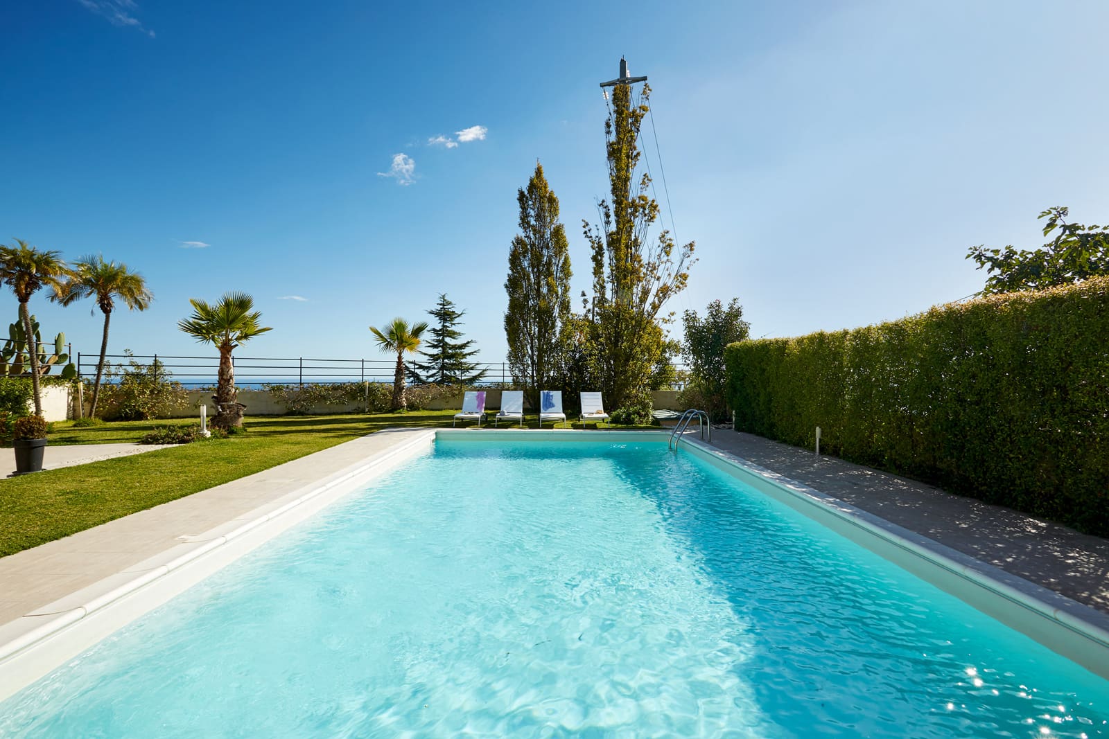 Casa Scirocco Taormina Taormina: Luxury 5-Bedroom Apartment with Sea Views and Pool, Taormina